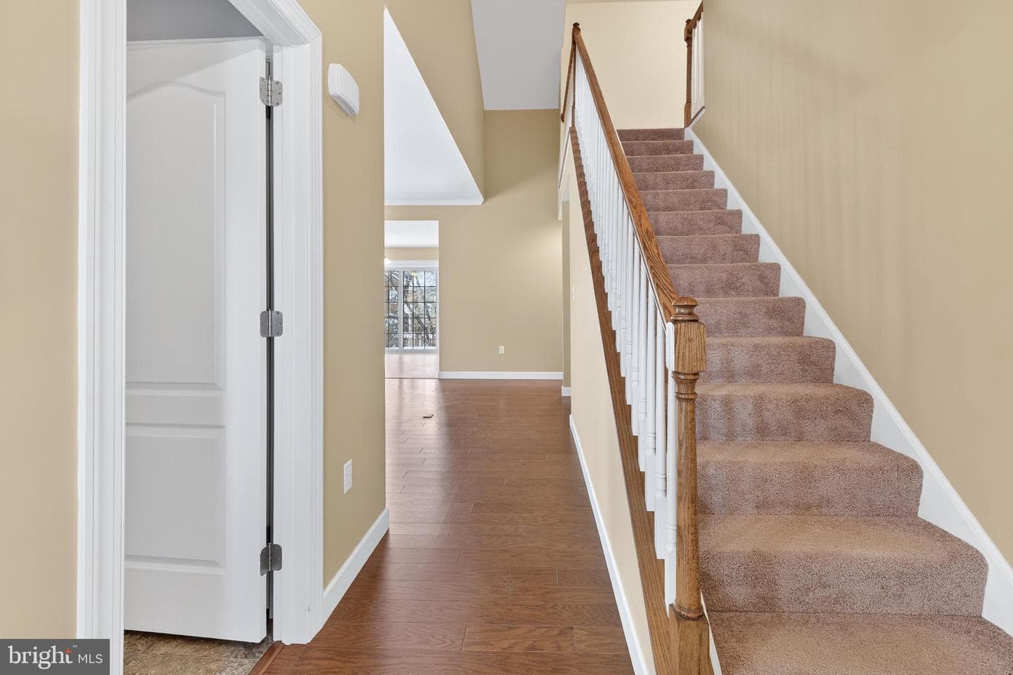 5315 Oak Leaf Drive photo 4