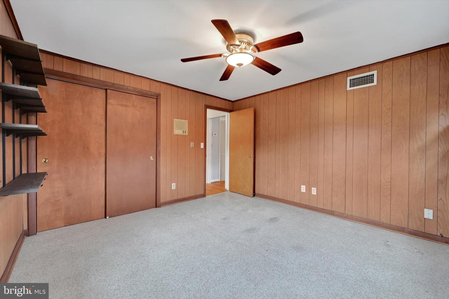821 Hillaire Road photo 29