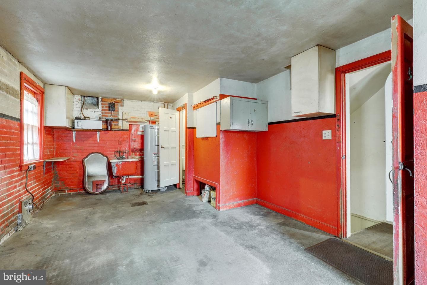 148 E Broad Street photo 32