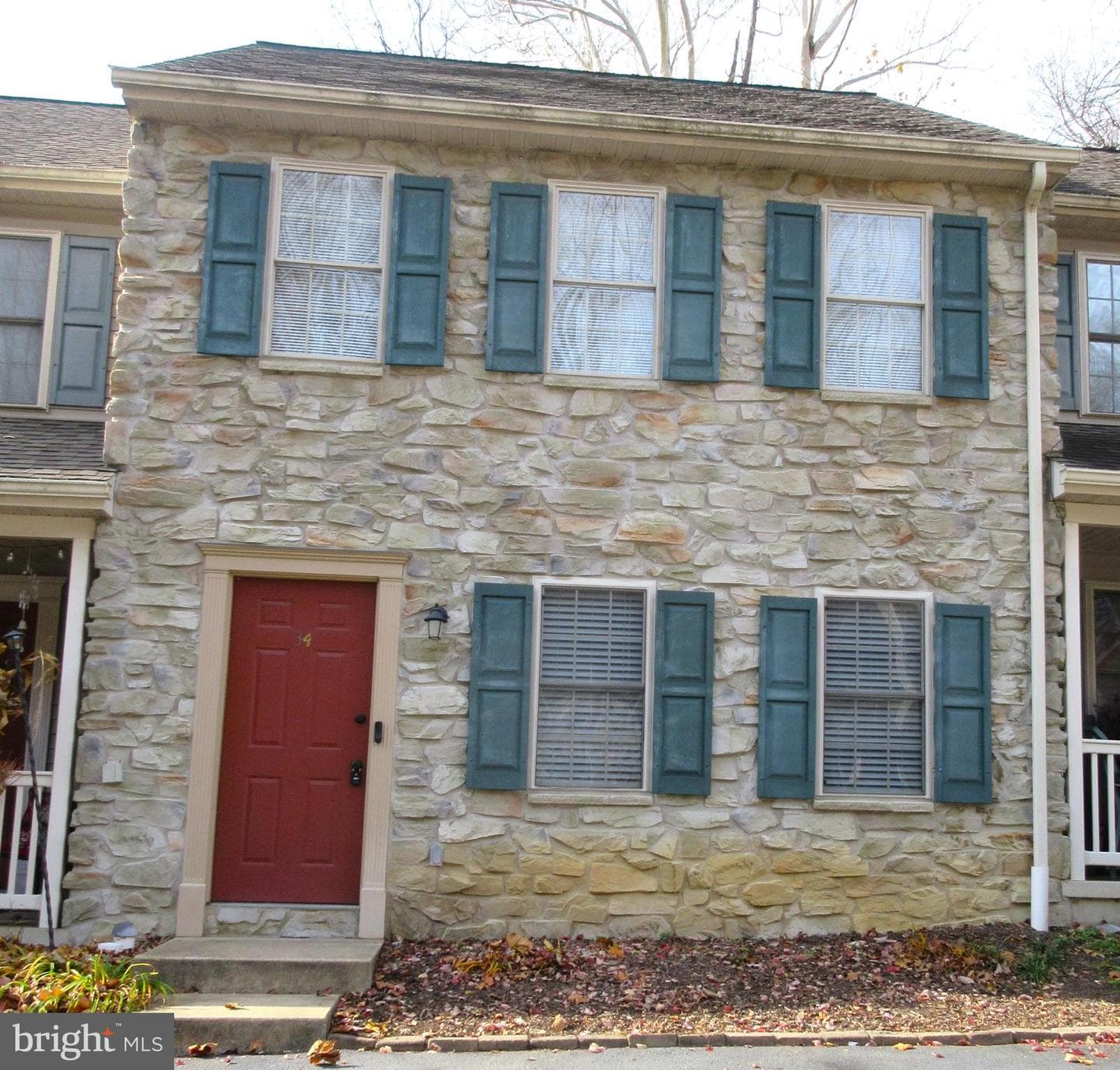 34 Deep Hollow Lane