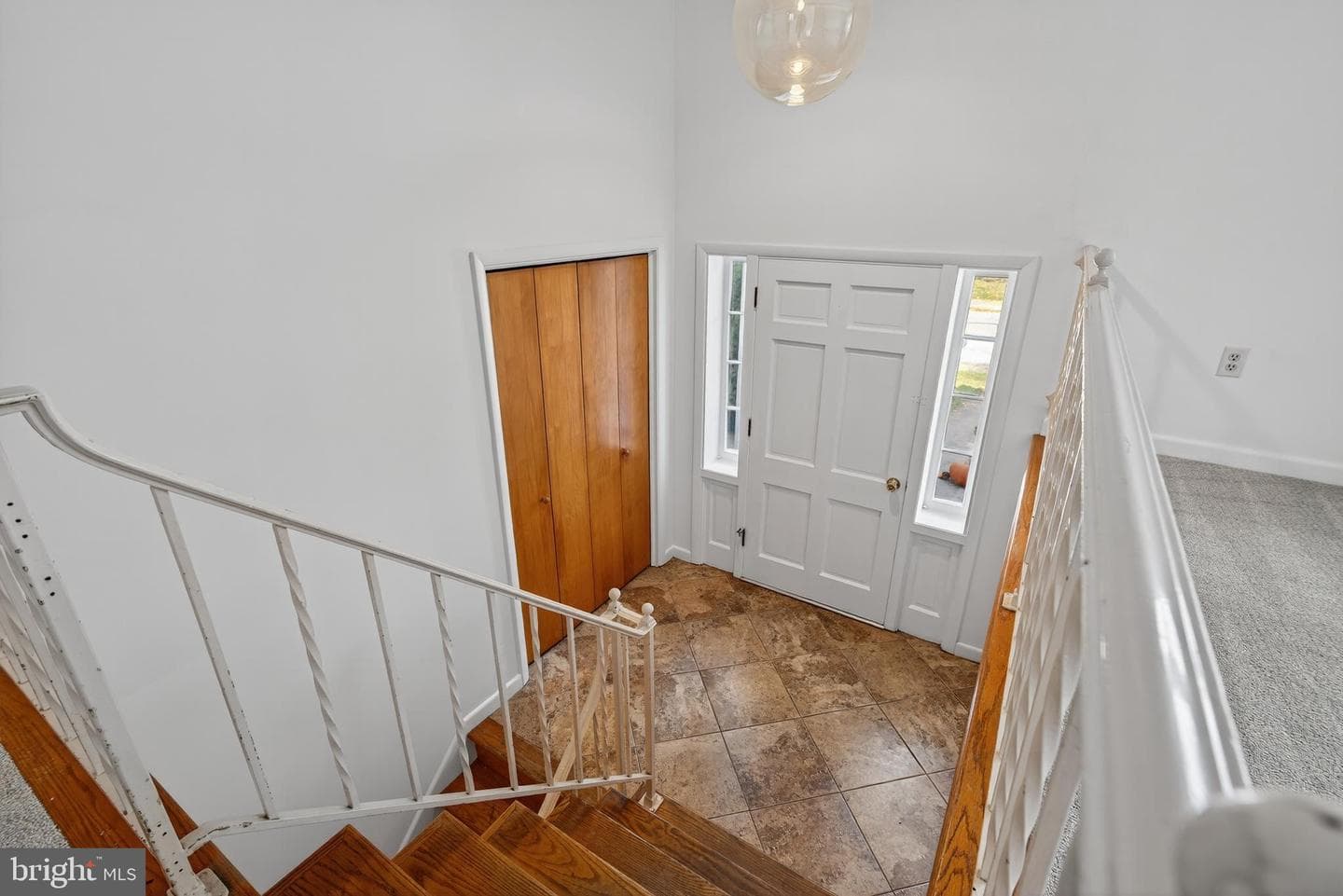 11 Wolf Road photo 5