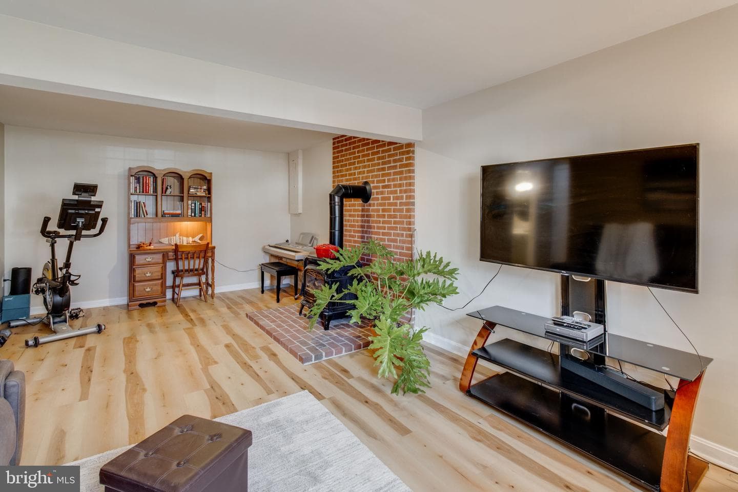 82 Scenic Drive photo 23