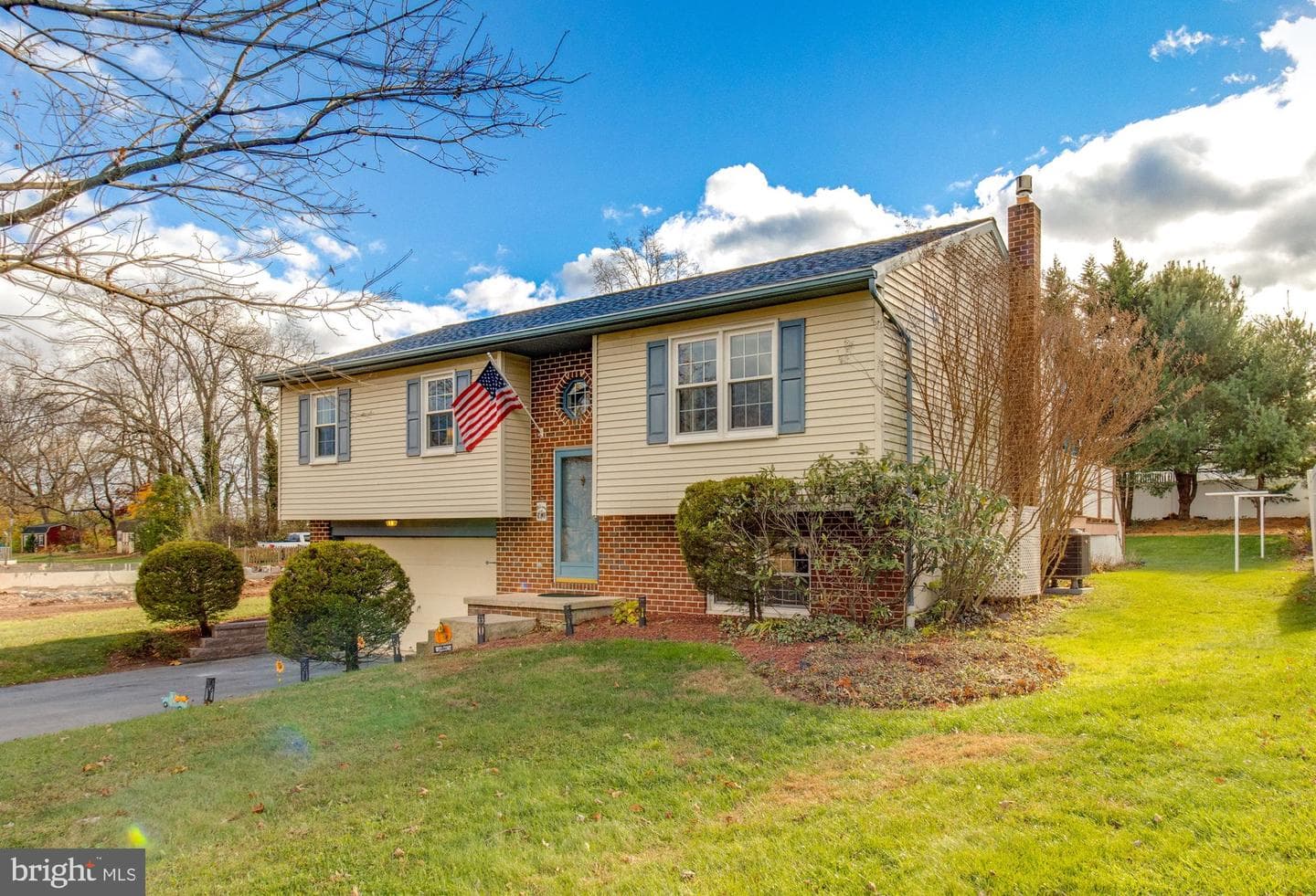 82 Scenic Drive photo 27