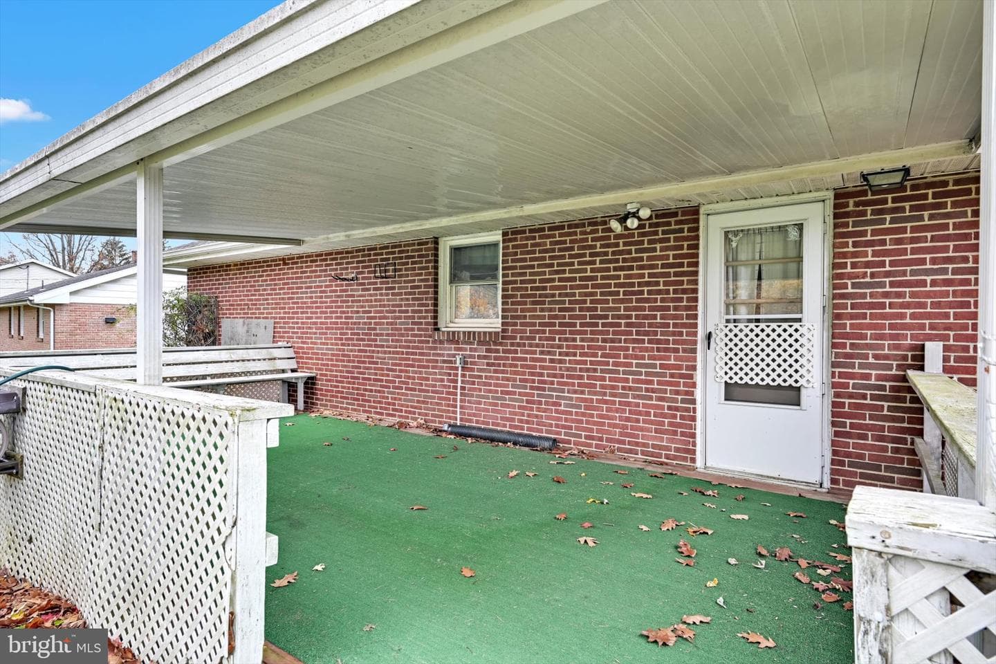 957 Raymee Drive photo 25
