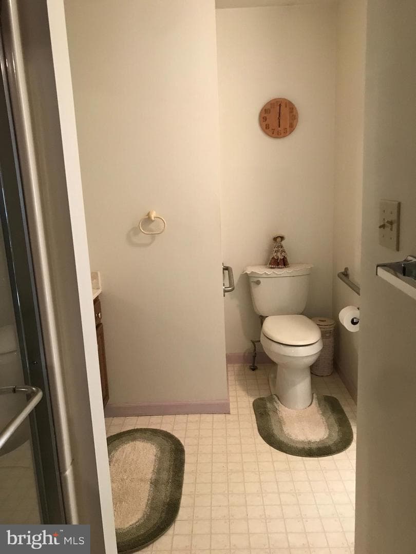 30 Oakgrove Lane photo 15