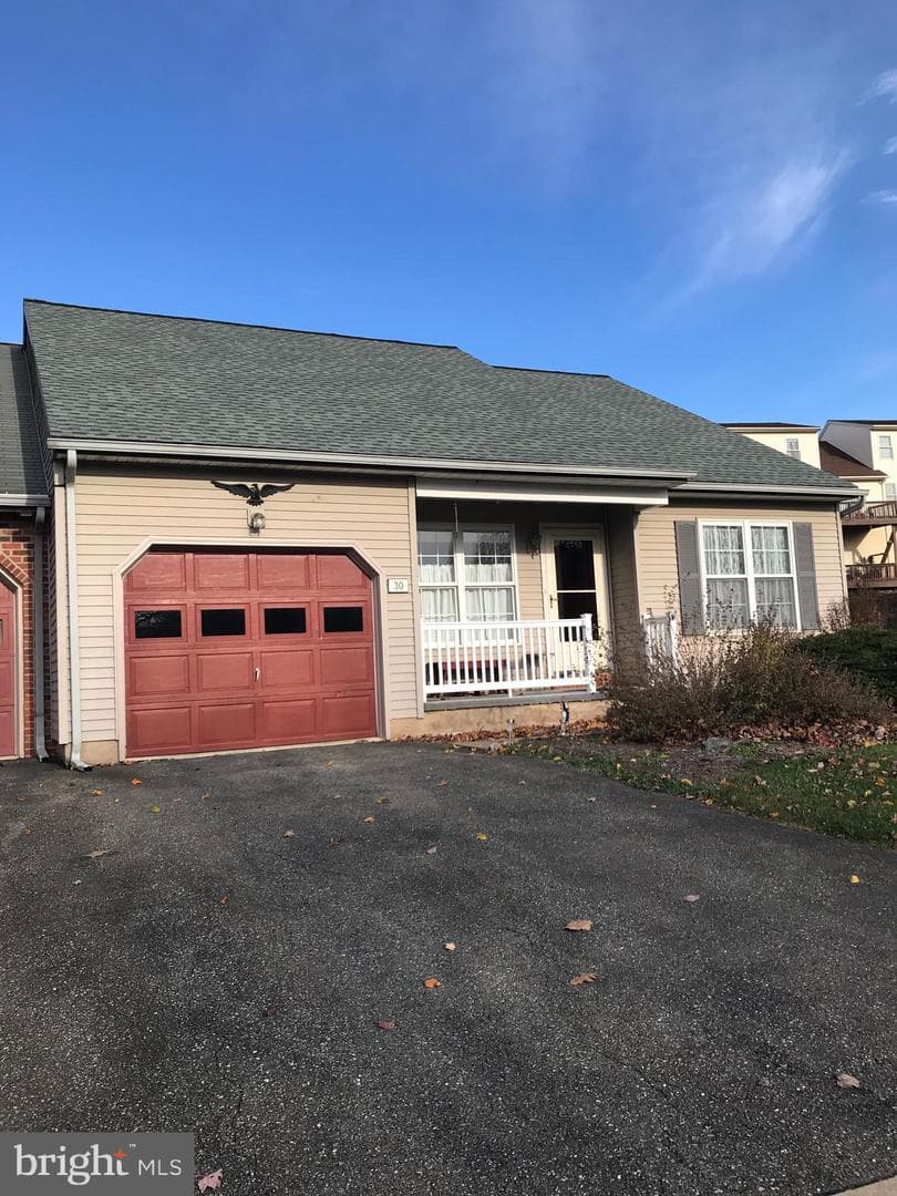 30 Oakgrove Lane photo 2
