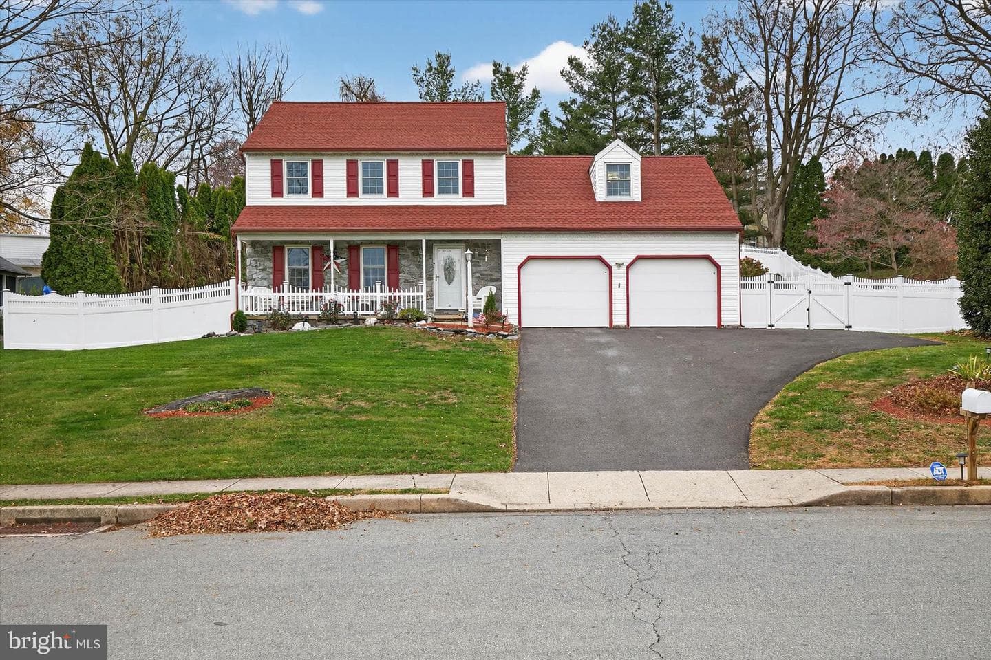 1707 Crossfield Drive photo 2