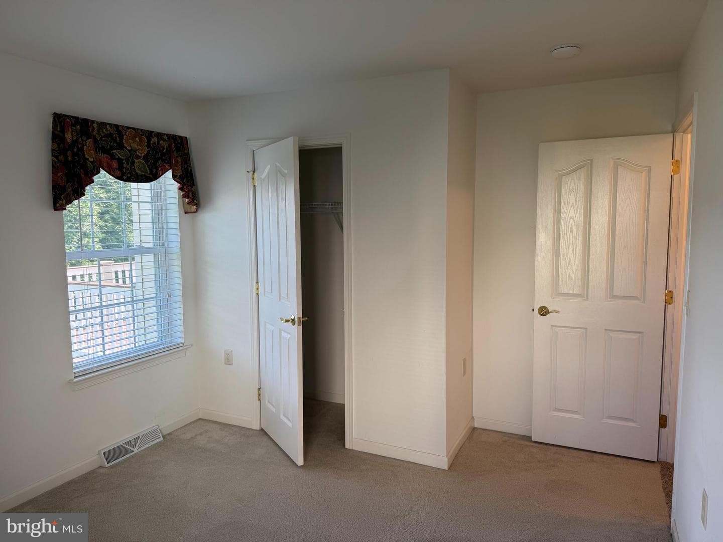 126 Broadstone Street photo 24