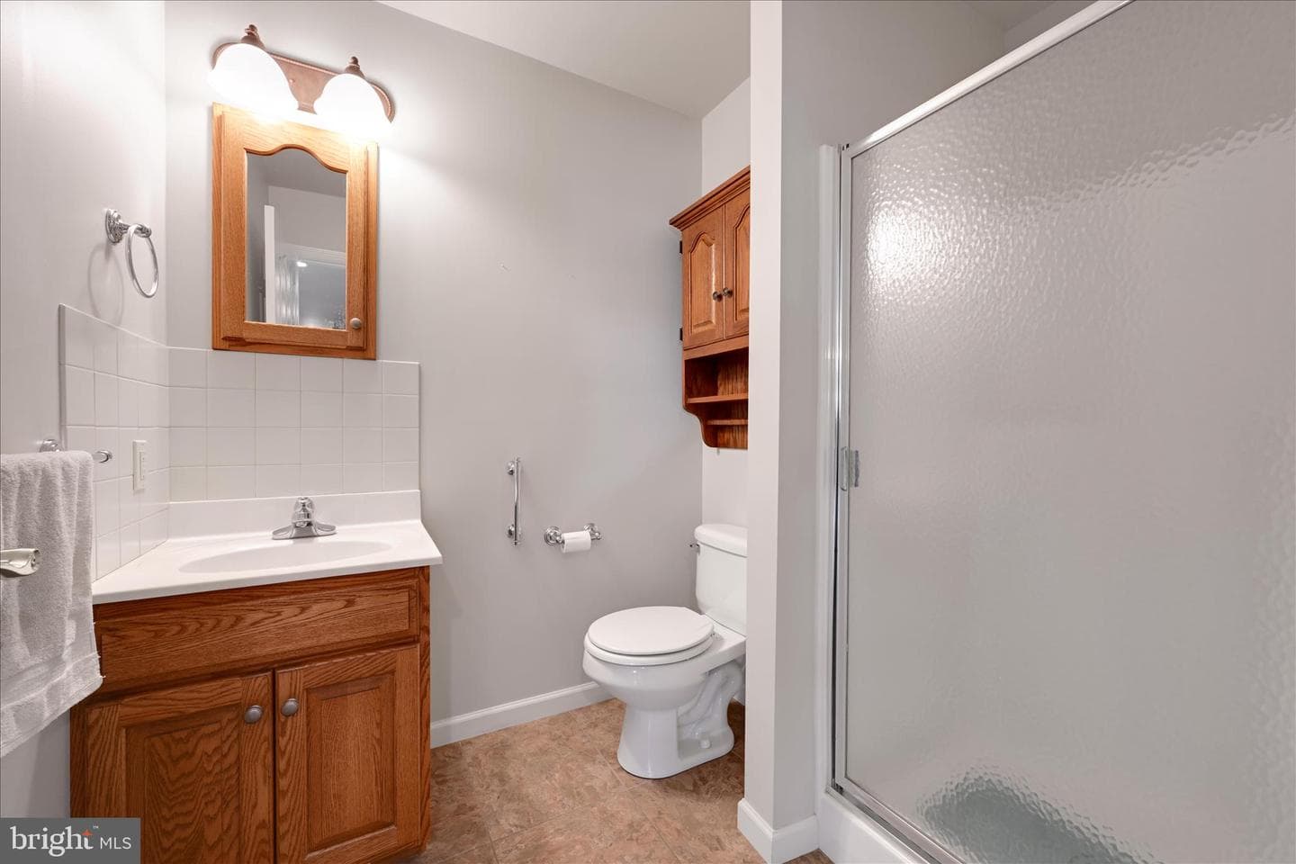 988 Cambridge Drive photo 23