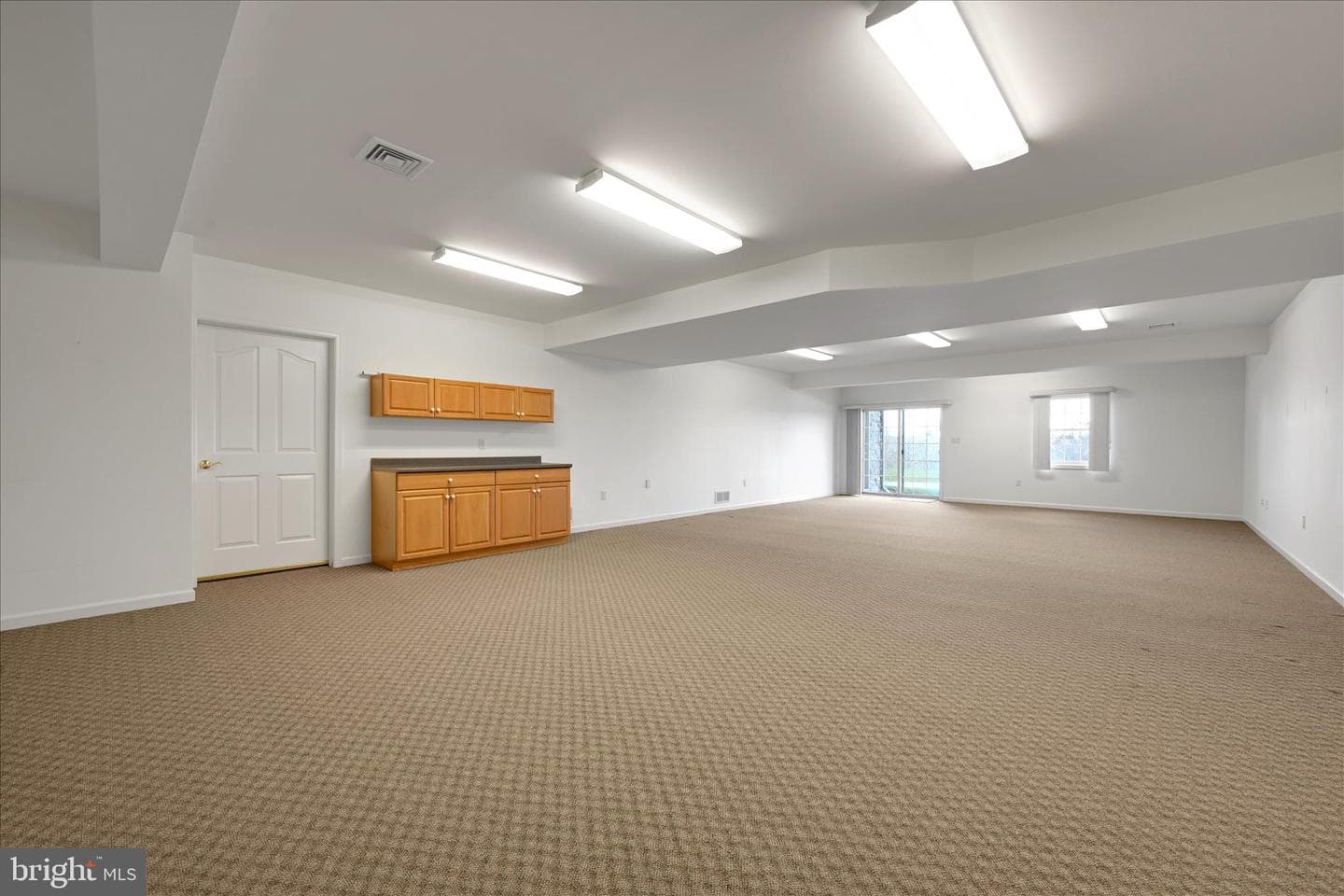 988 Cambridge Drive photo 25