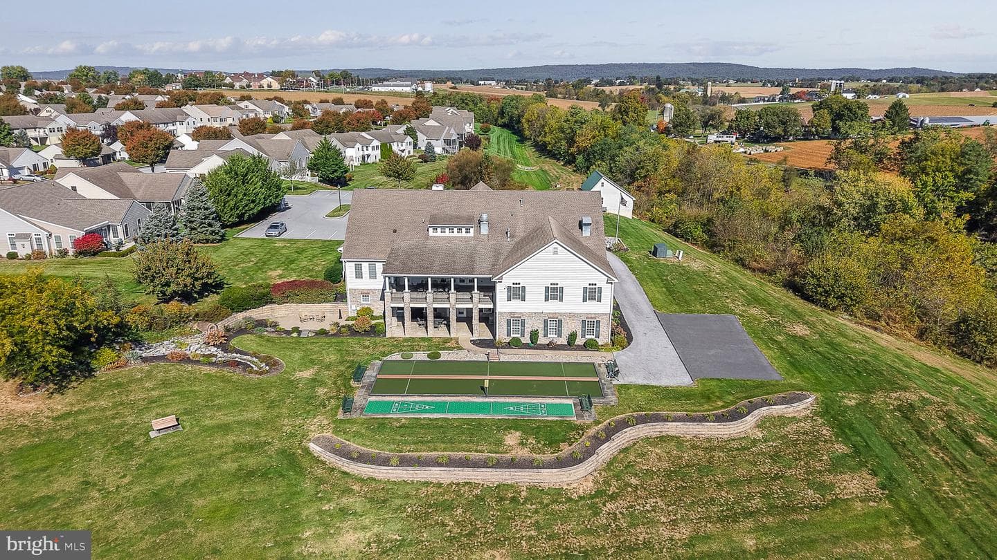 988 Cambridge Drive photo 35