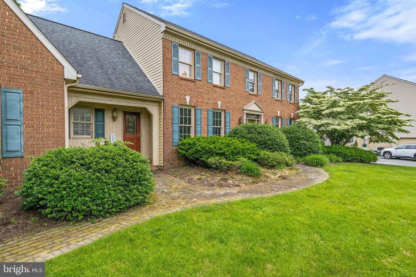 1077 Chapel Forge Drive photo 3