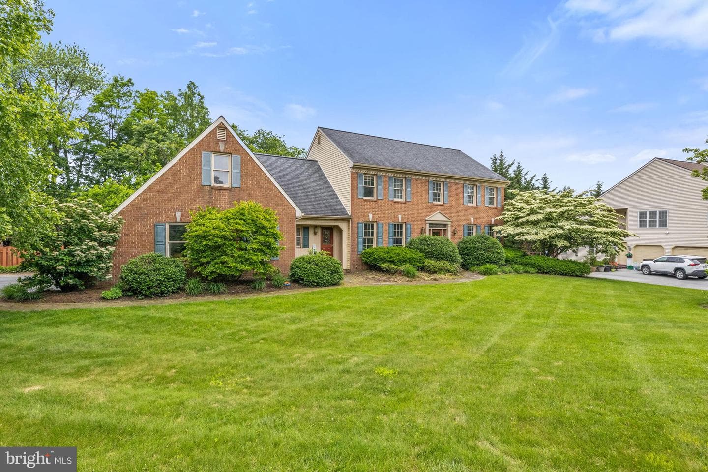 1077 Chapel Forge Drive photo 4