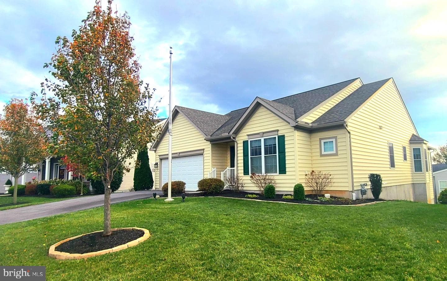 4 Wickerberry Place