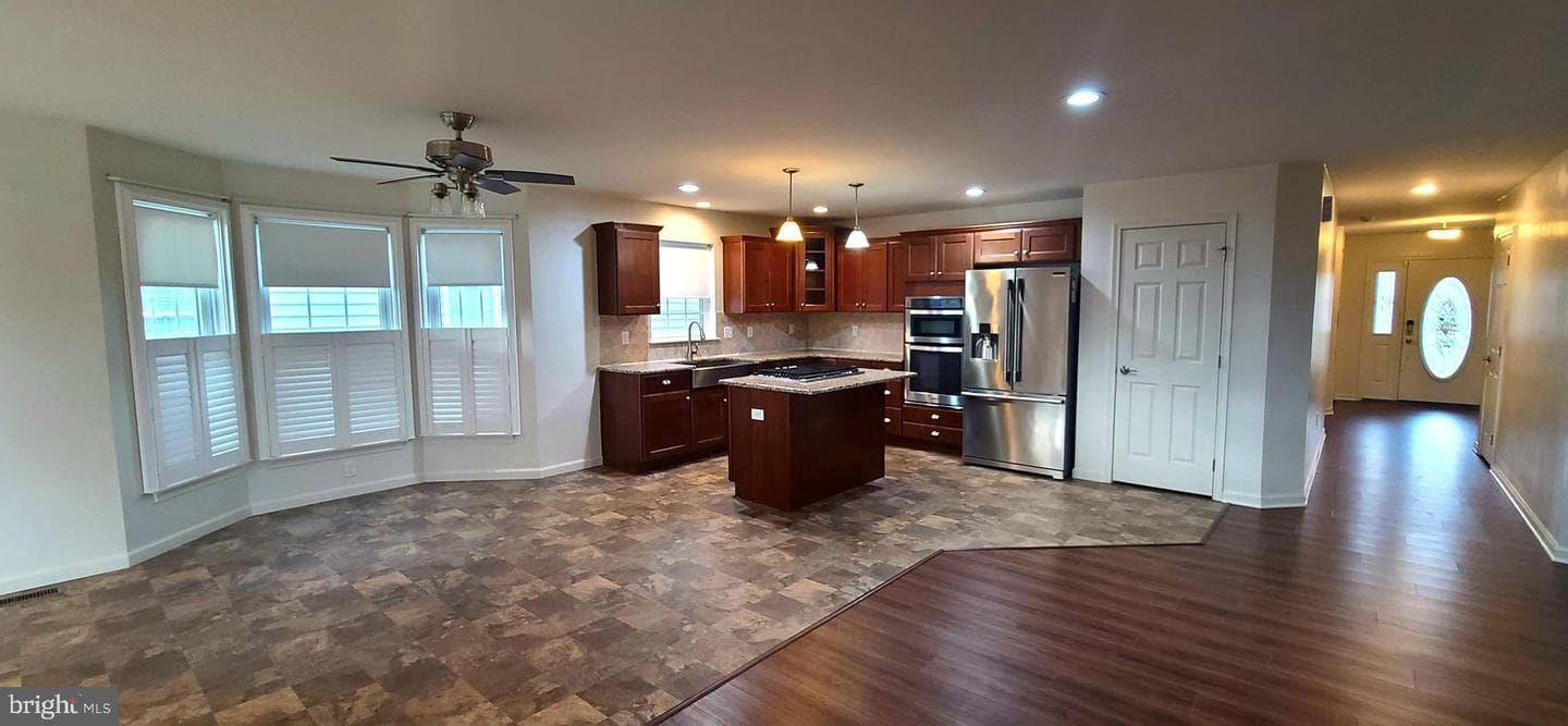 4 Wickerberry Place photo 12