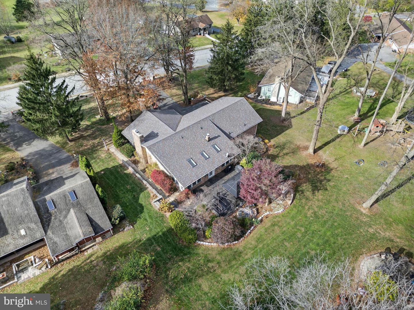 35 Bonview Drive photo 64