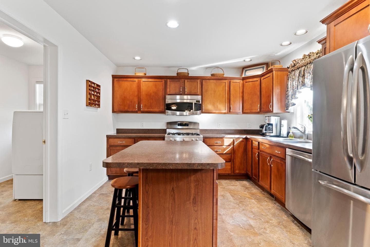 657 Hamaker Road photo 20