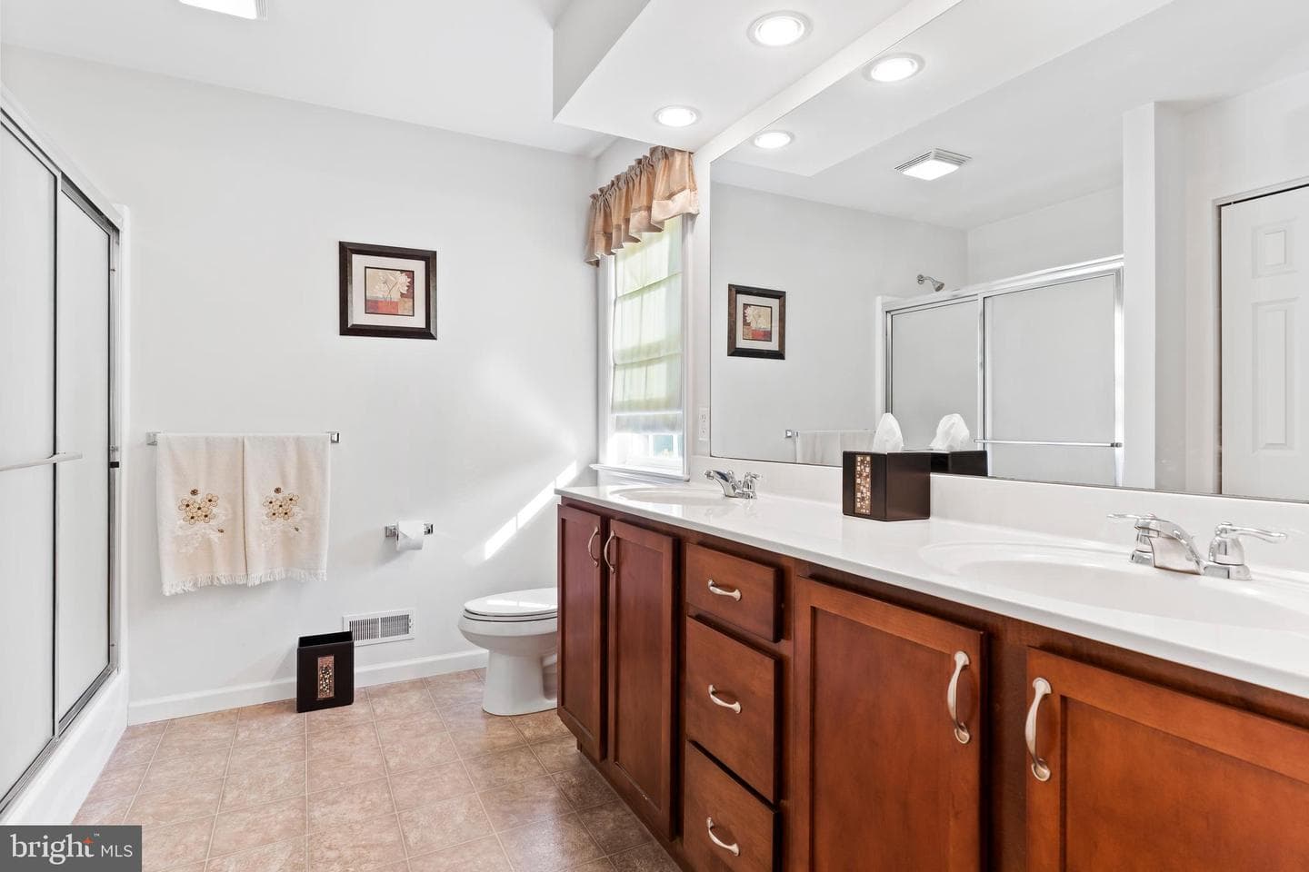 657 Hamaker Road photo 26