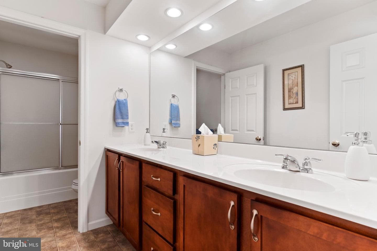 657 Hamaker Road photo 32