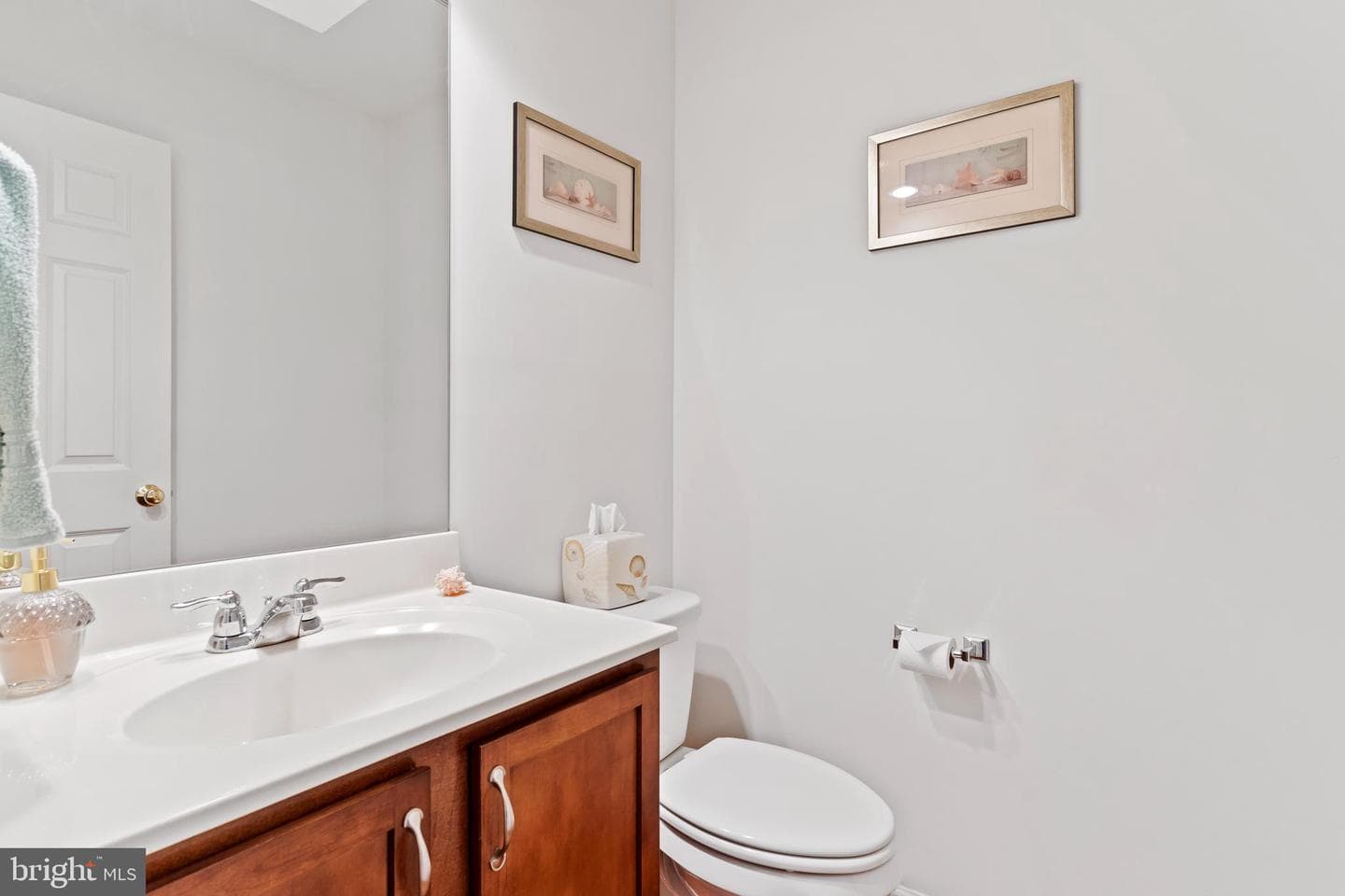 657 Hamaker Road photo 9