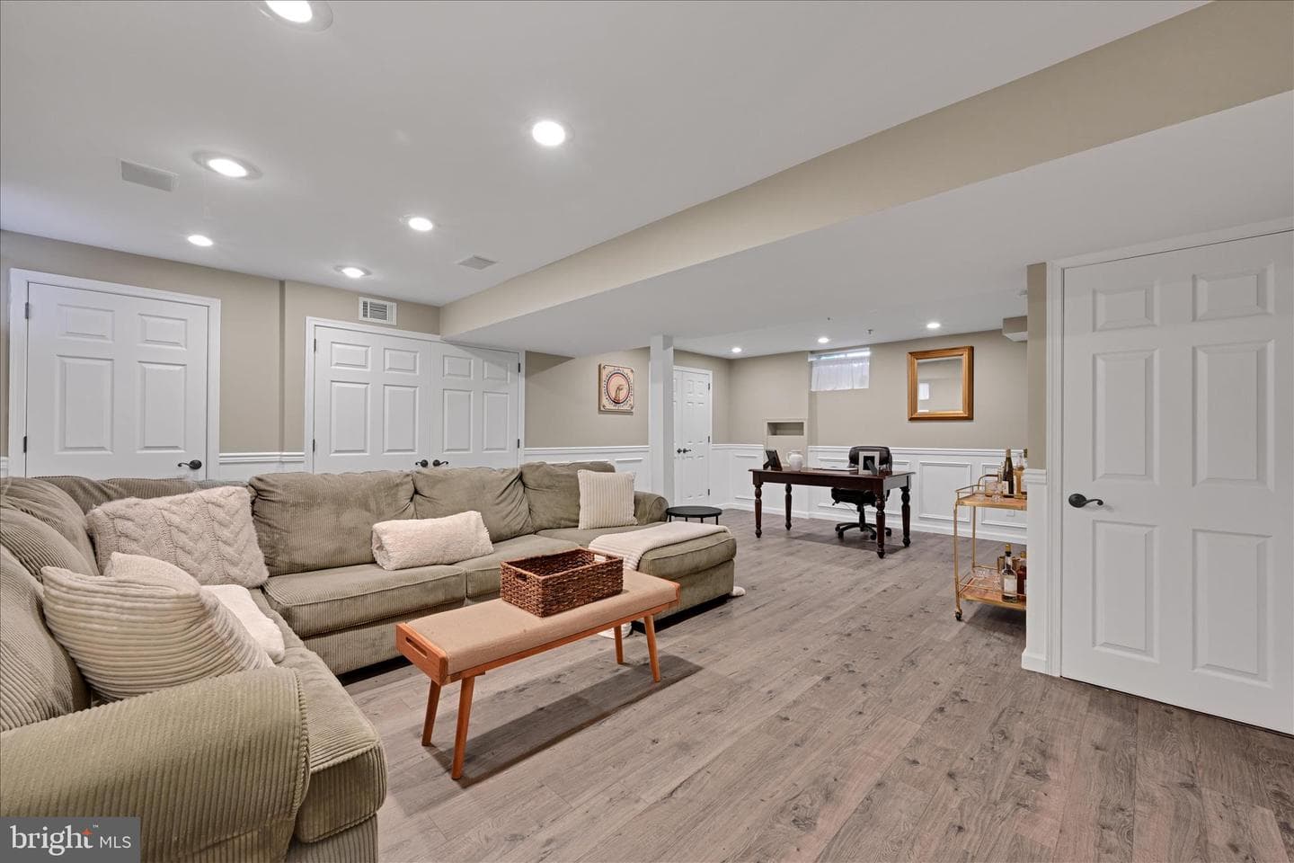 85 Chelmsford Drive photo 24
