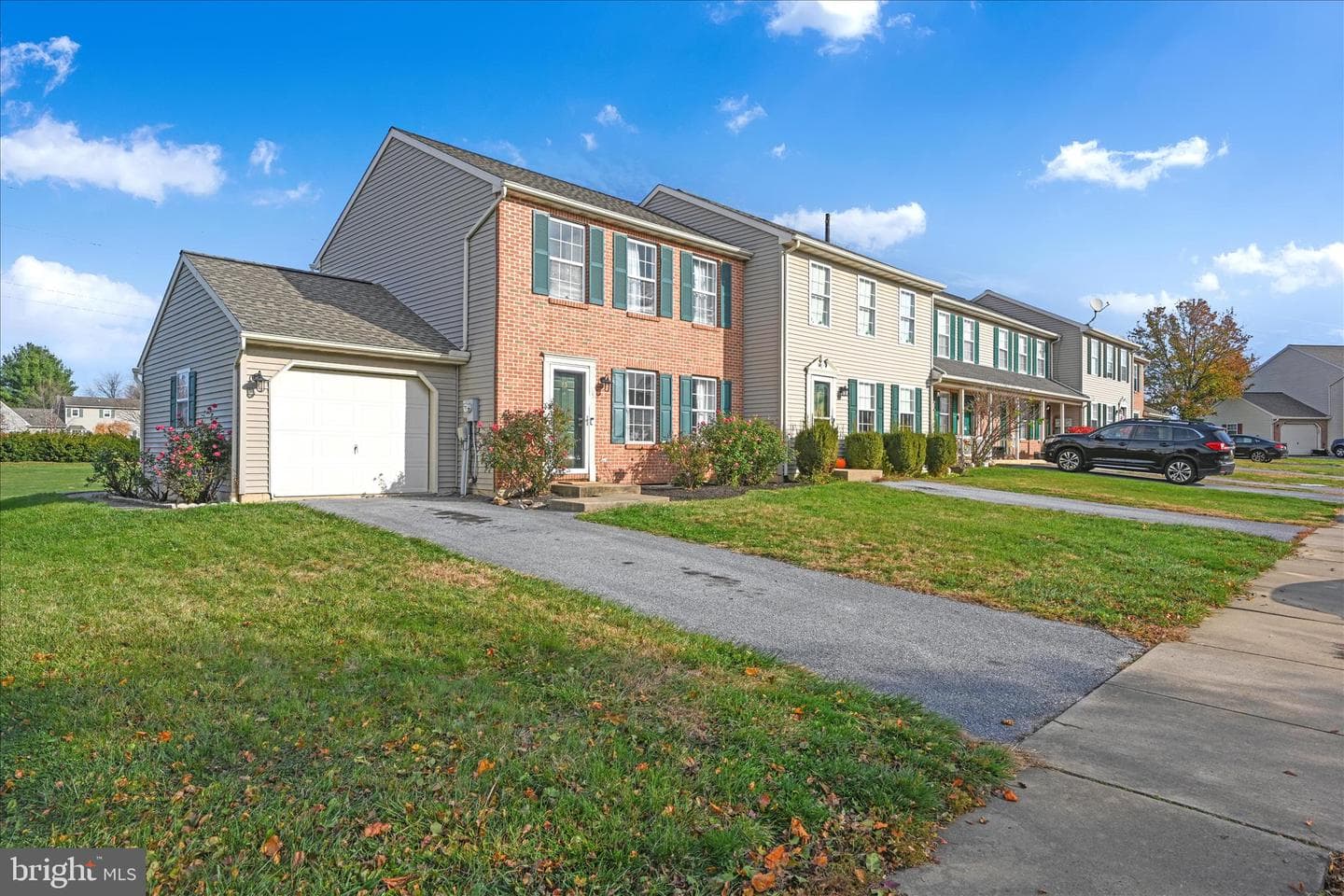85 Chelmsford Drive photo 3