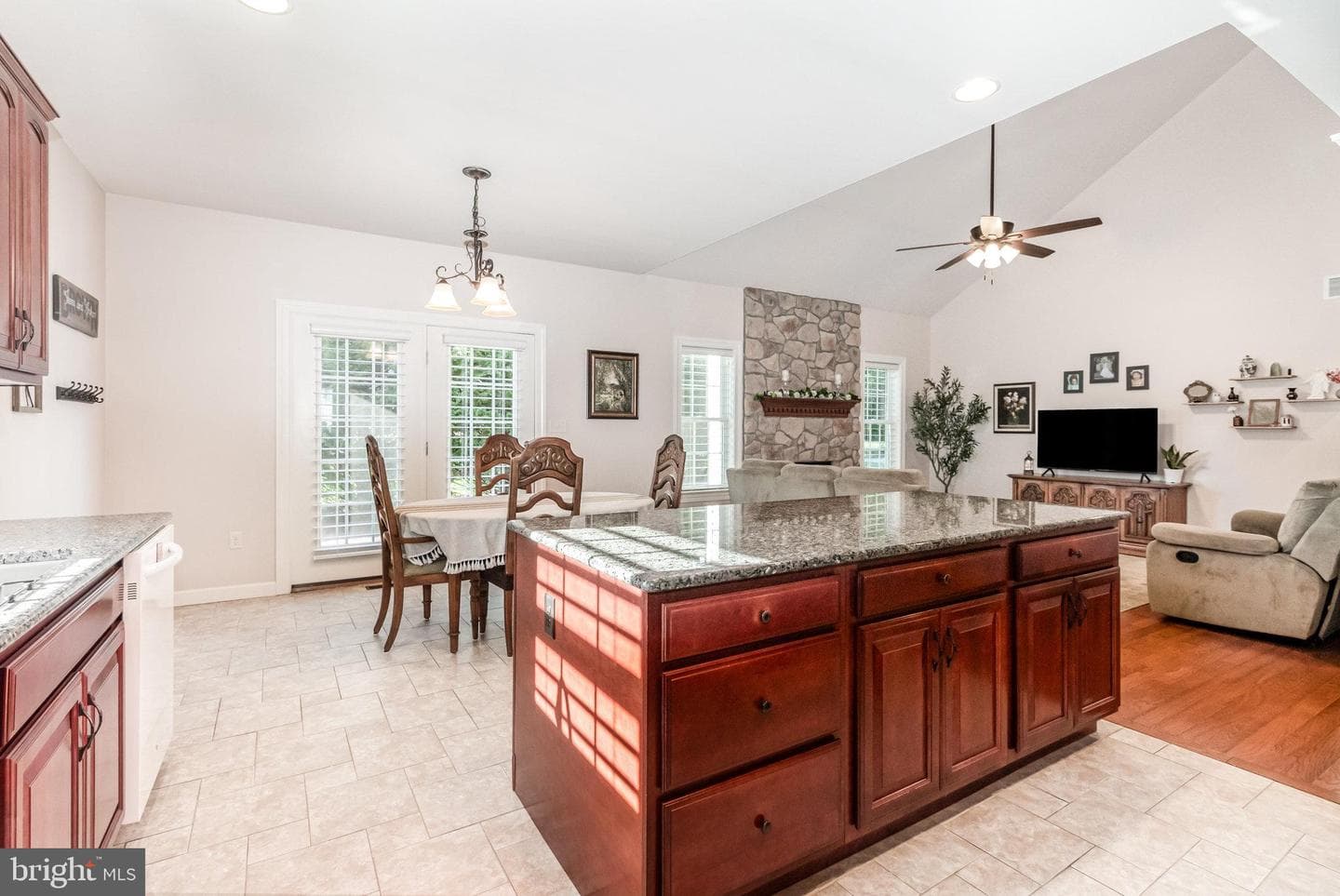 450 Druid Hill Drive photo 9