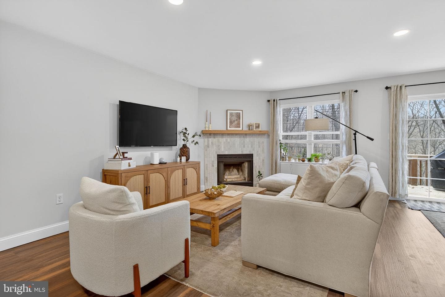 304 Treetops Court photo 10