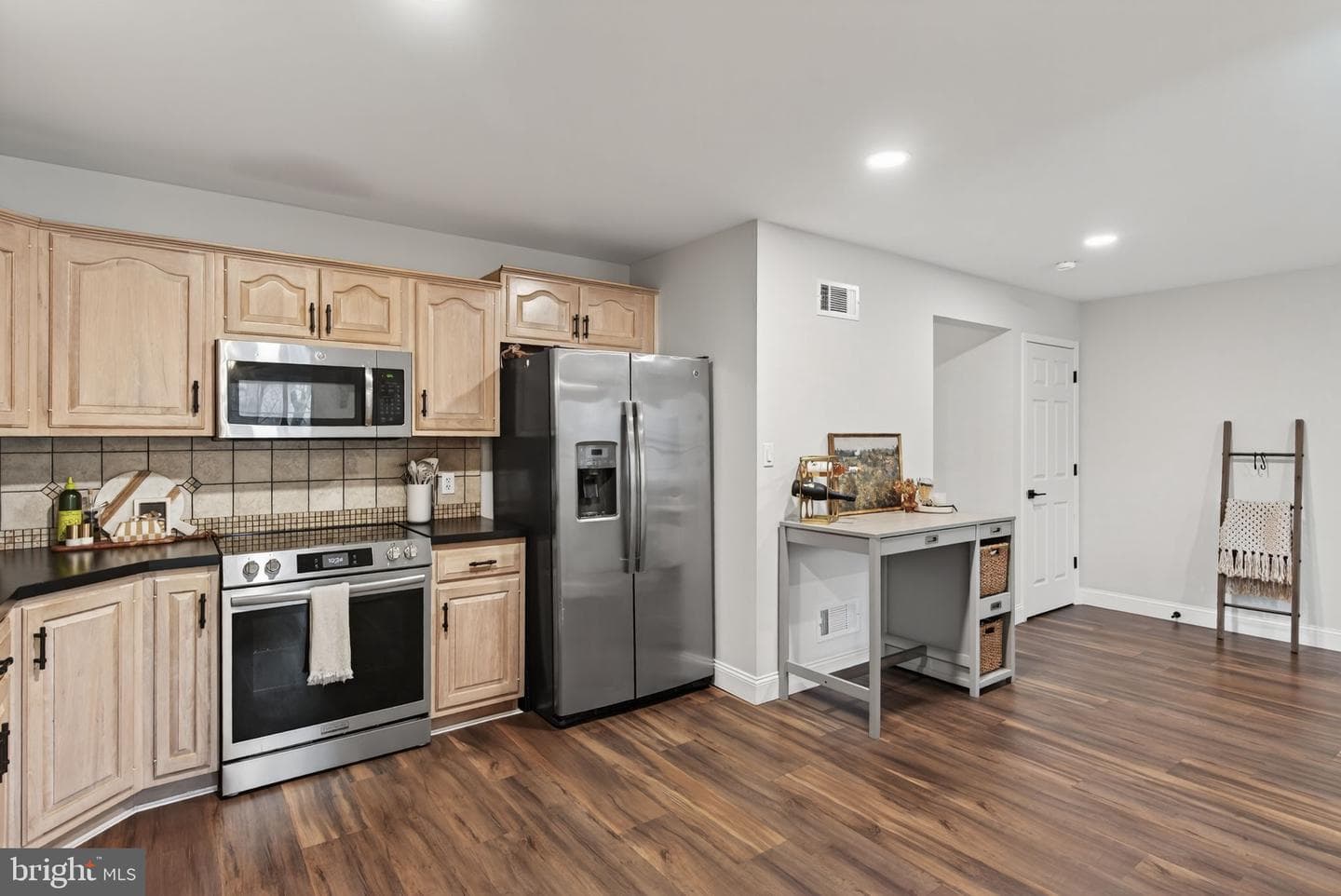 304 Treetops Court photo 16