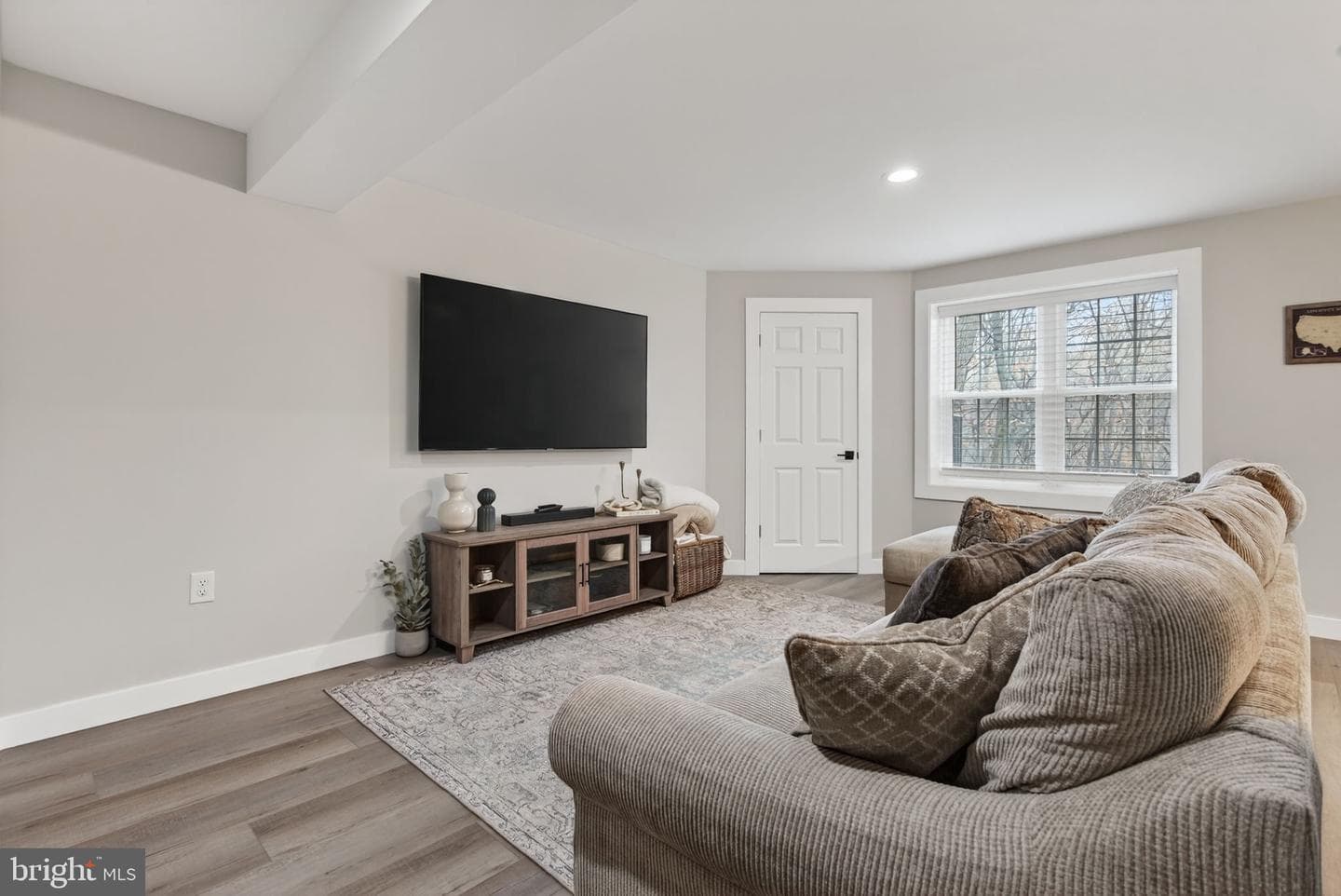 304 Treetops Court photo 23