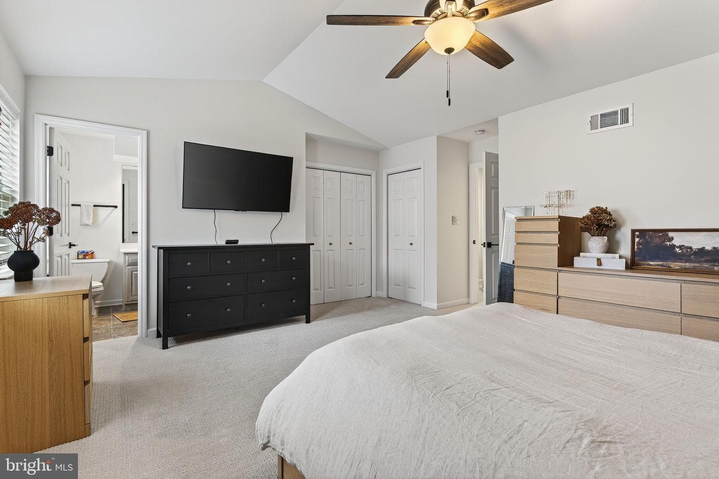 304 Treetops Court photo 32