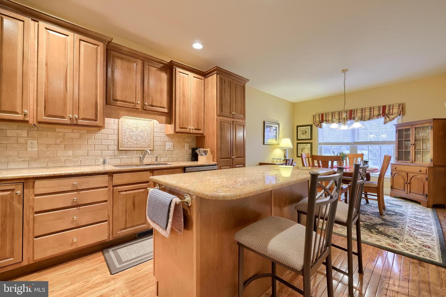 808 Huntington Place photo 12