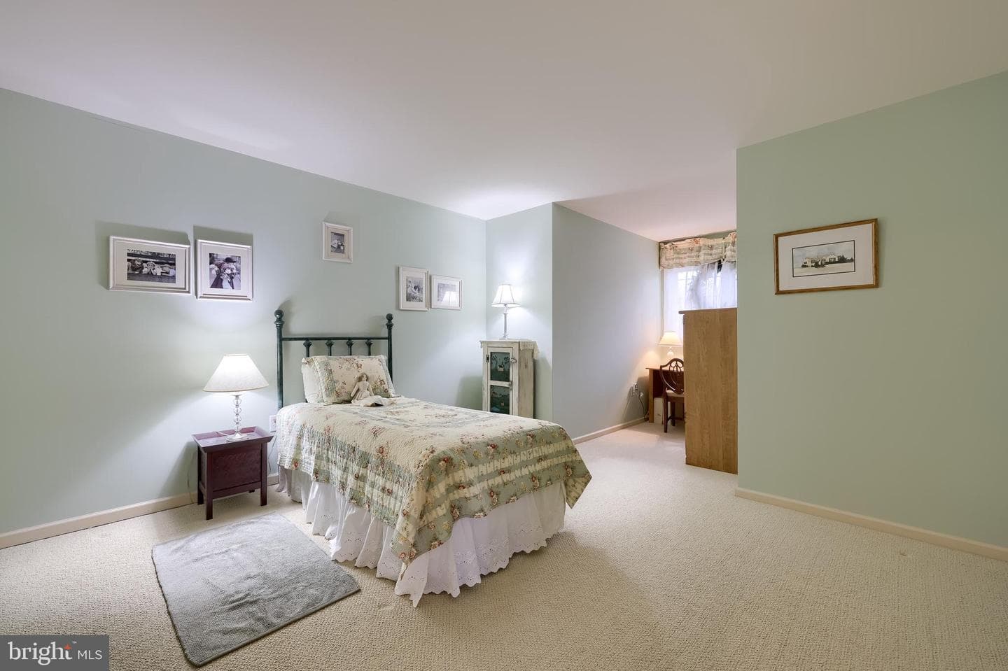 808 Huntington Place photo 39