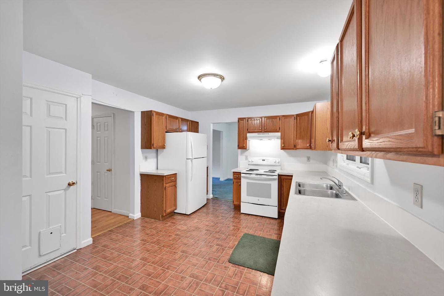 39 Manor Oaks Drive photo 6