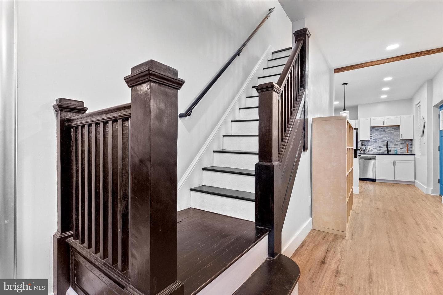419 N Pine Street photo 11