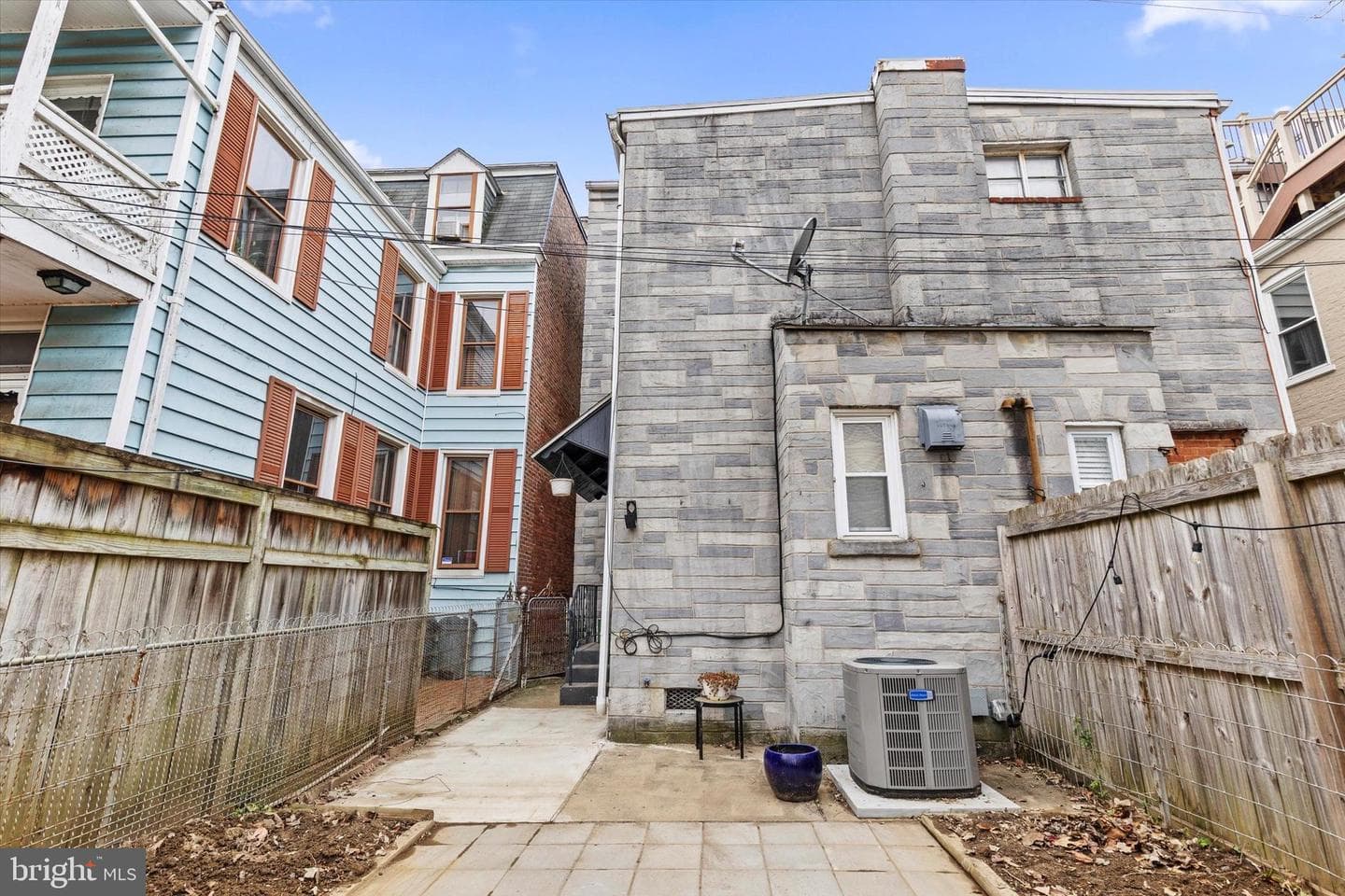 419 N Pine Street photo 27