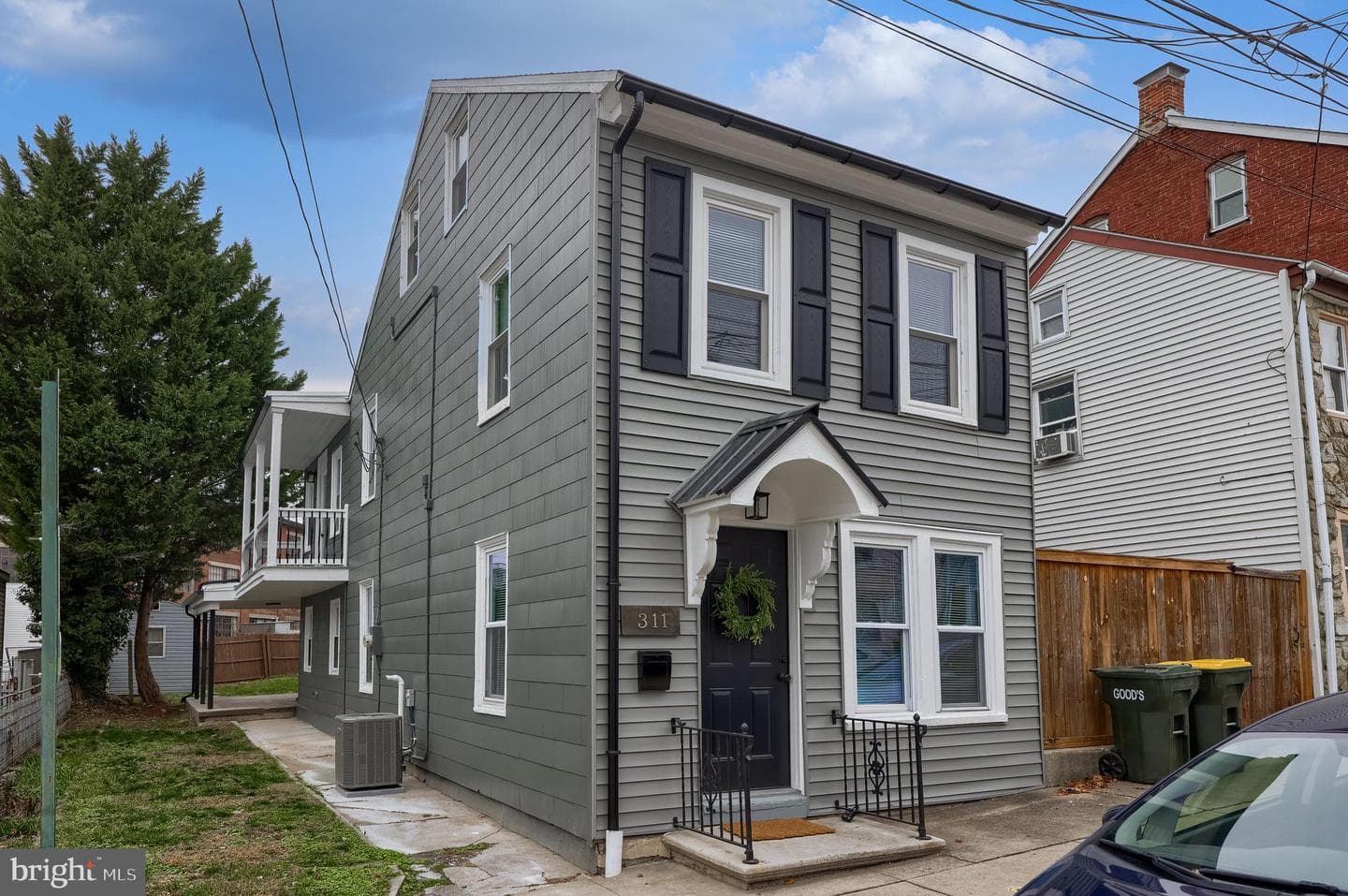 311 Perry Street photo 1