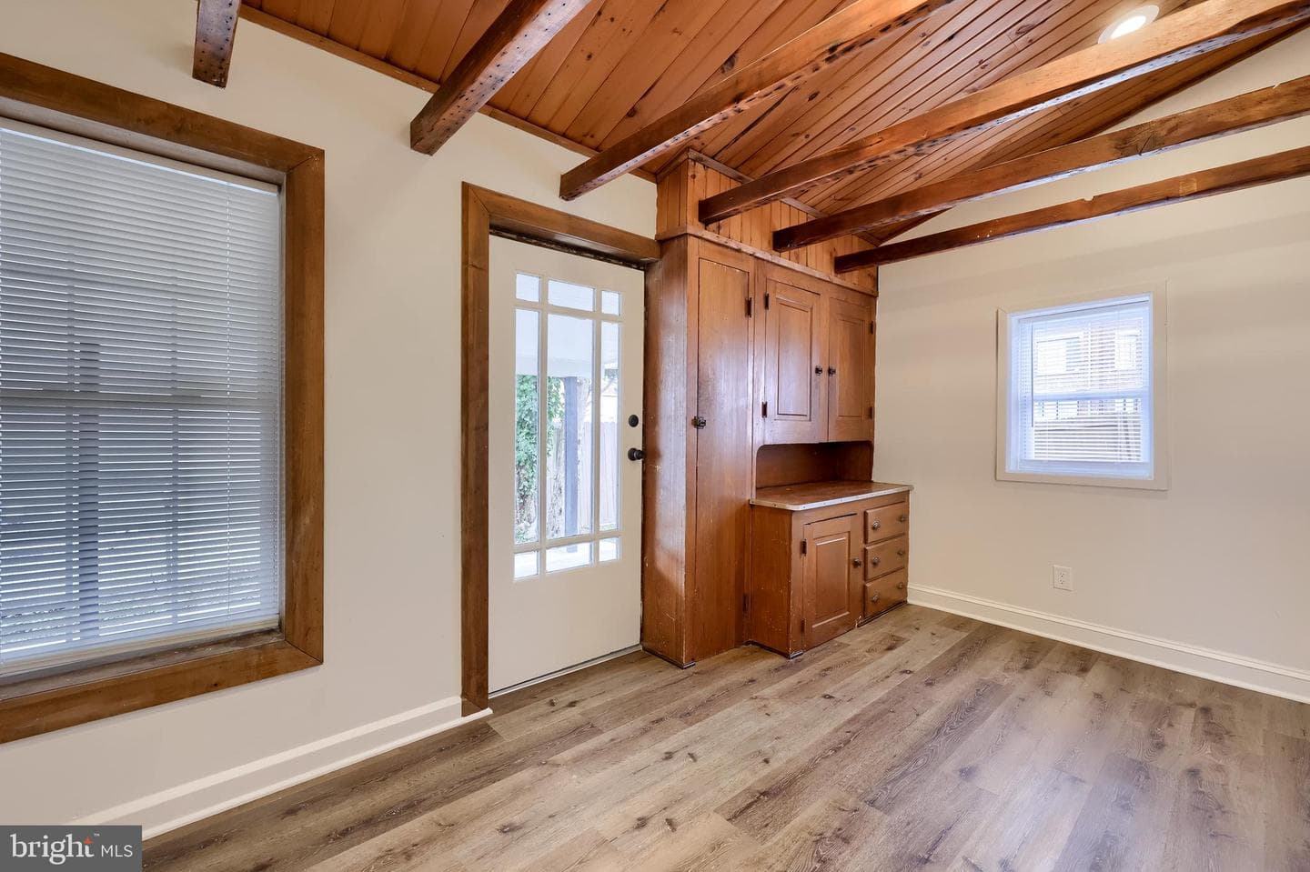 311 Perry Street photo 22