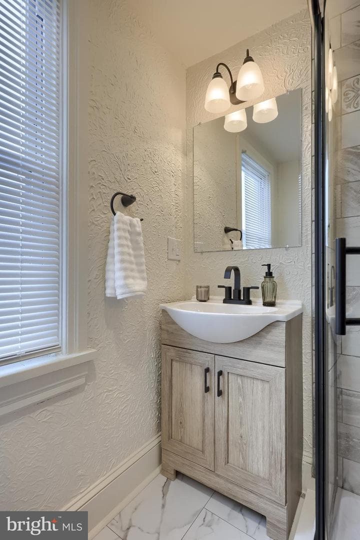 311 Perry Street photo 27