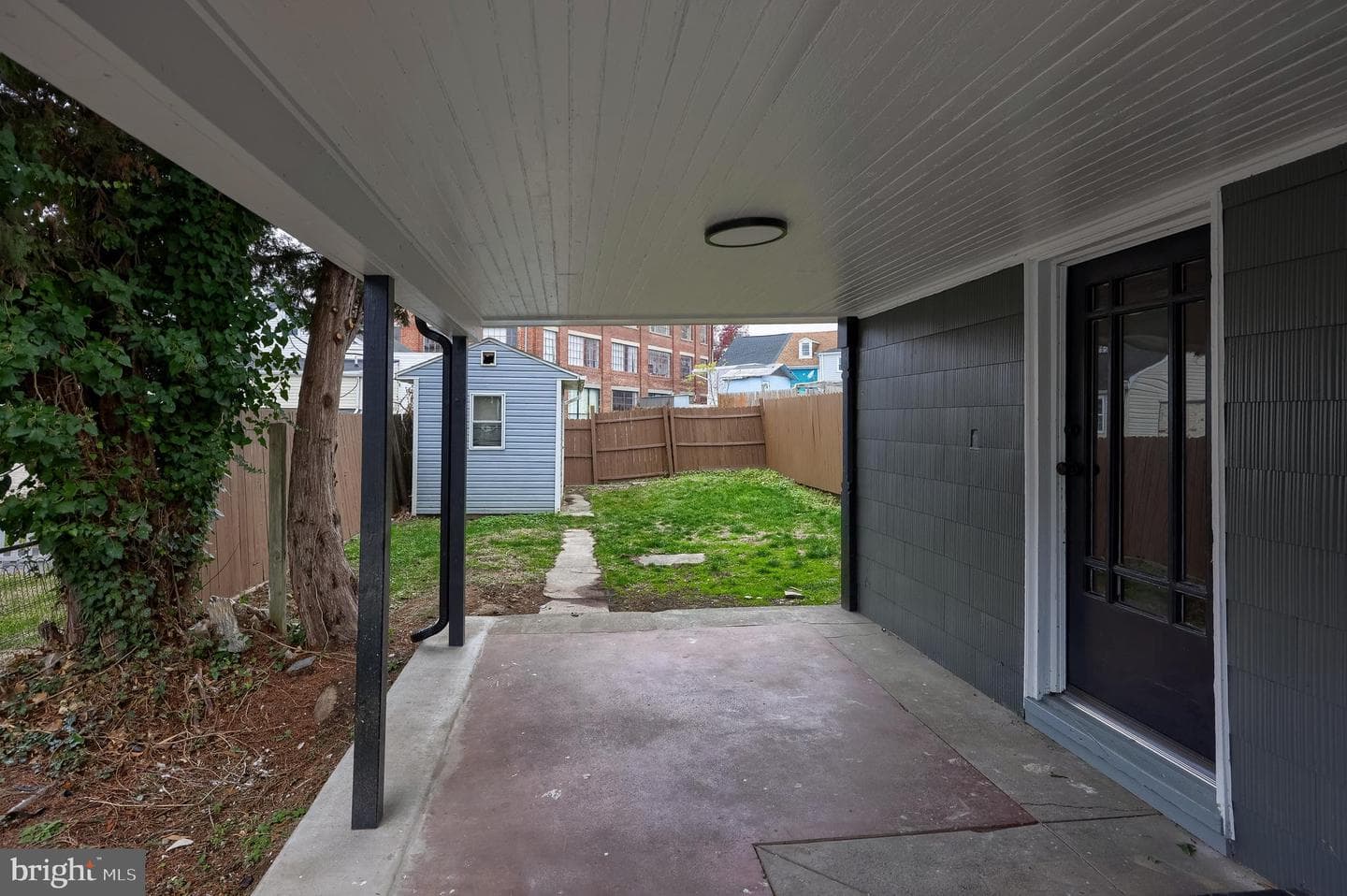 311 Perry Street photo 39