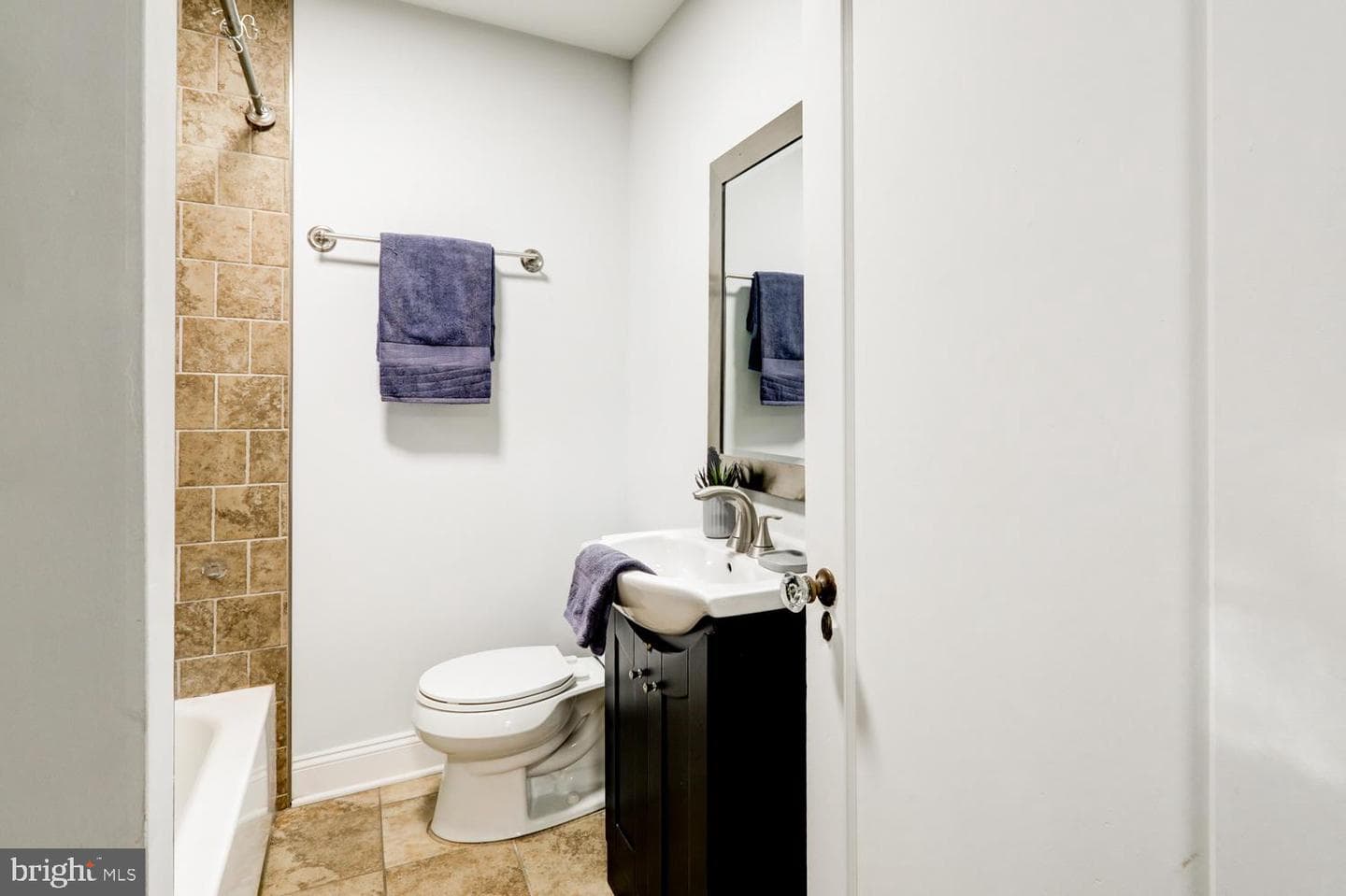 206 Princess Avenue photo 29