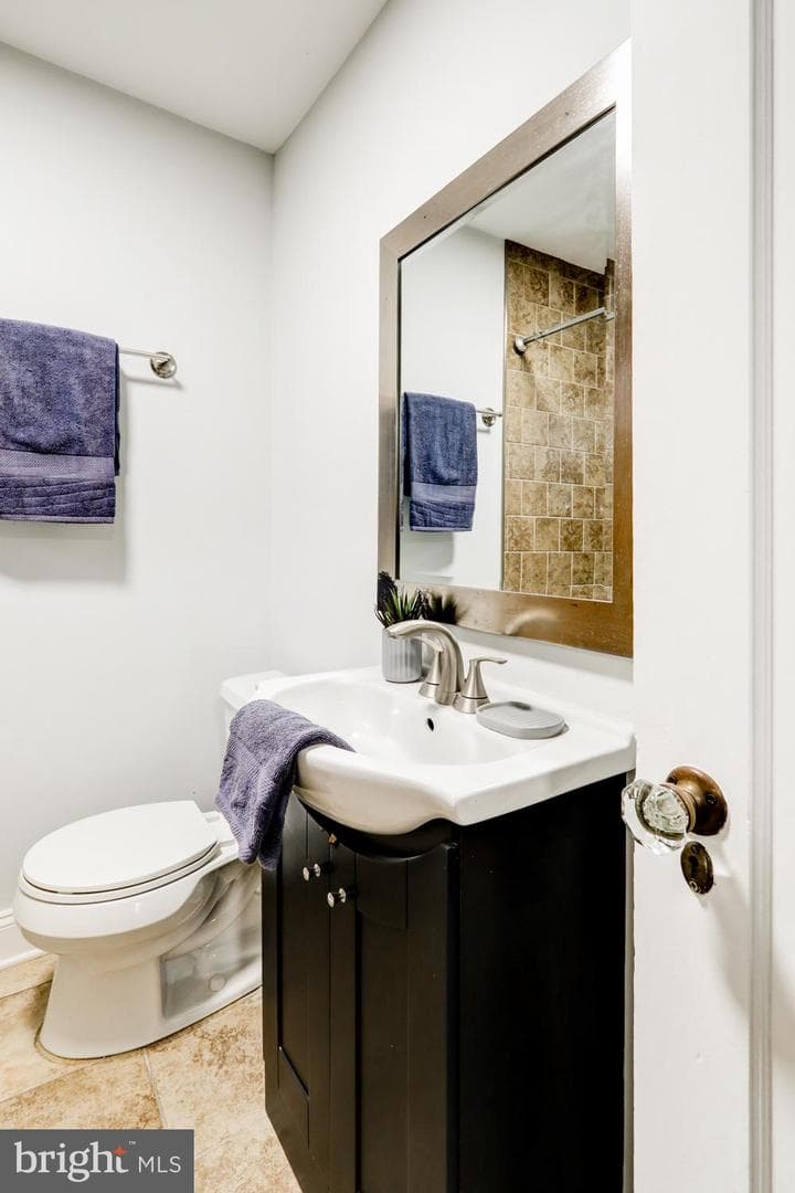 206 Princess Avenue photo 30