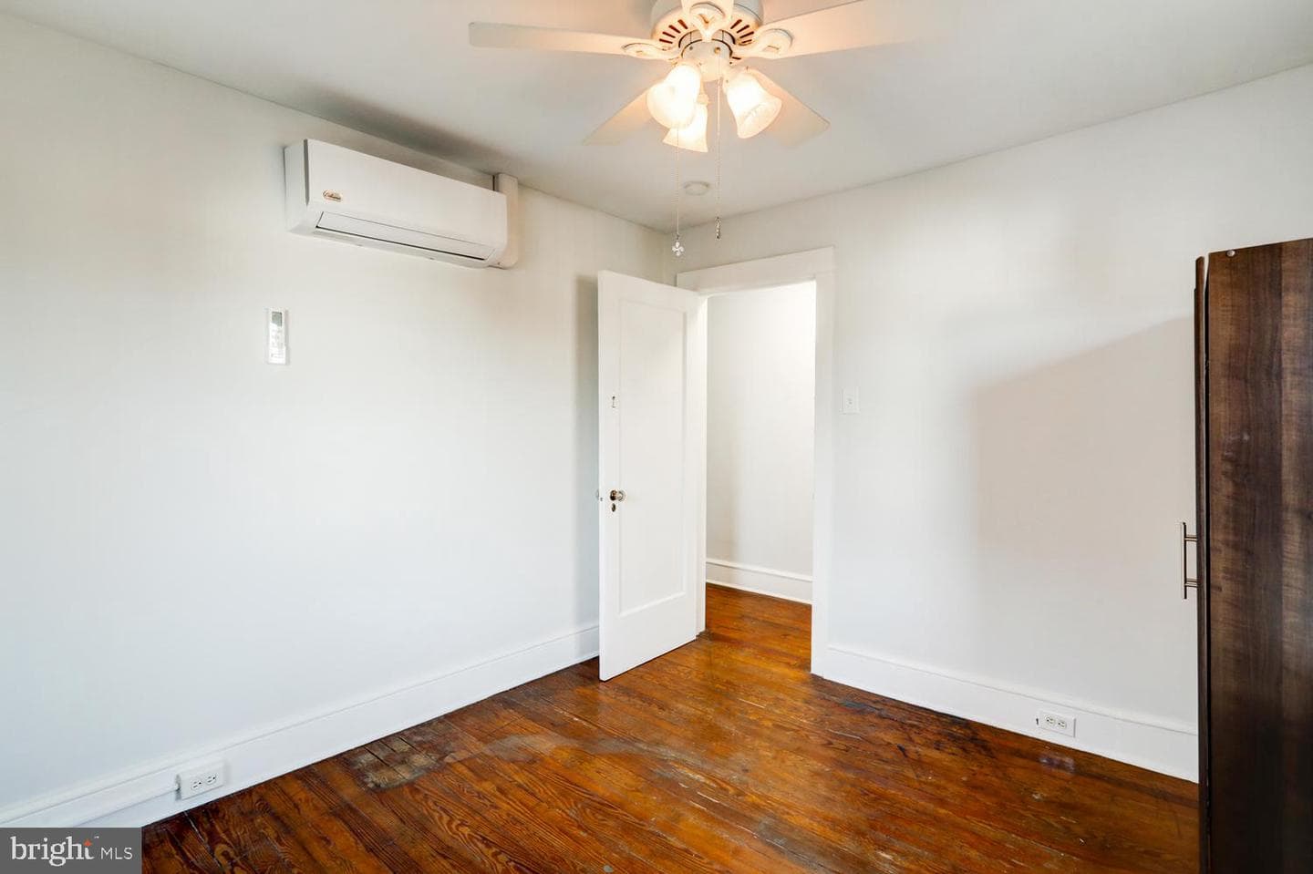 206 Princess Avenue photo 37