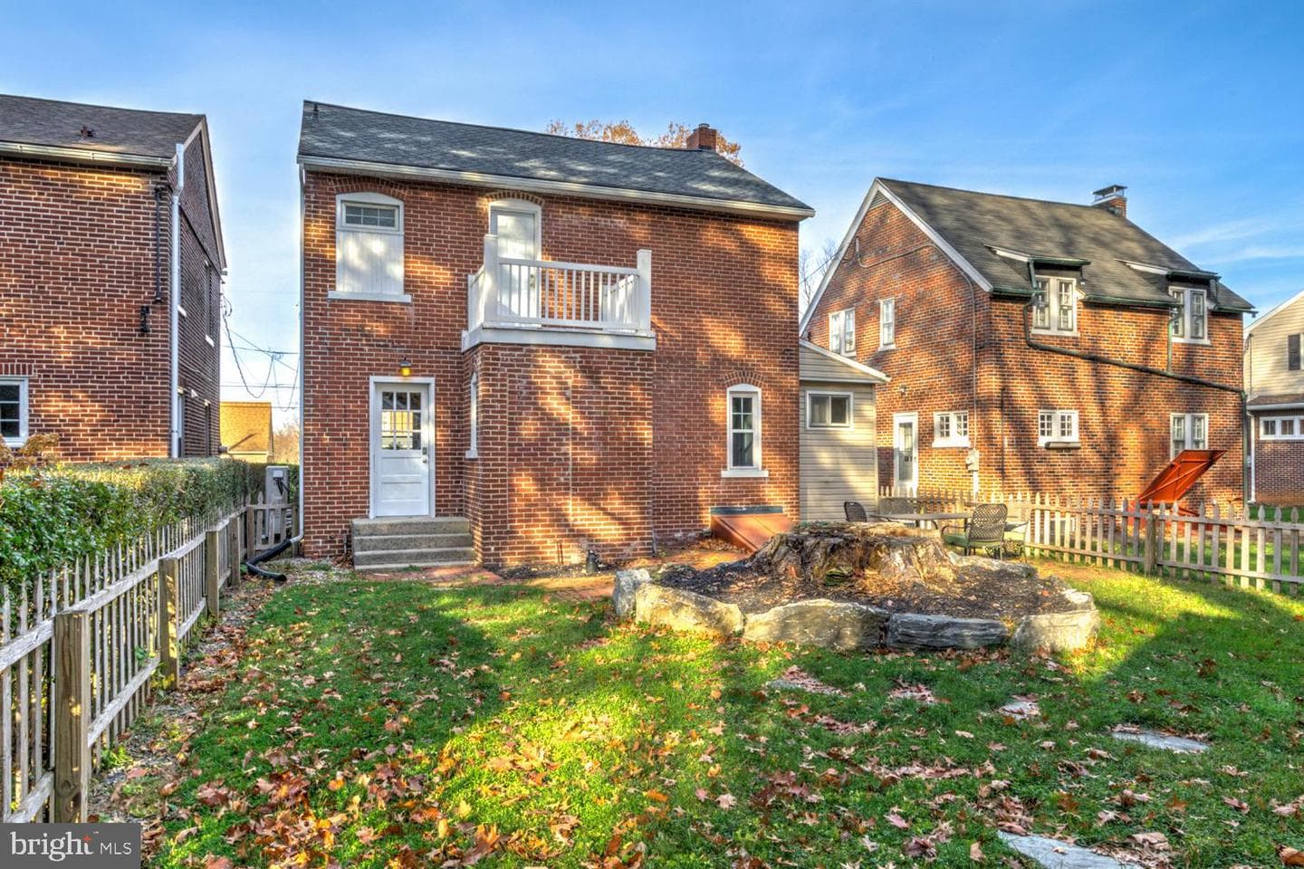 206 Princess Avenue photo 38