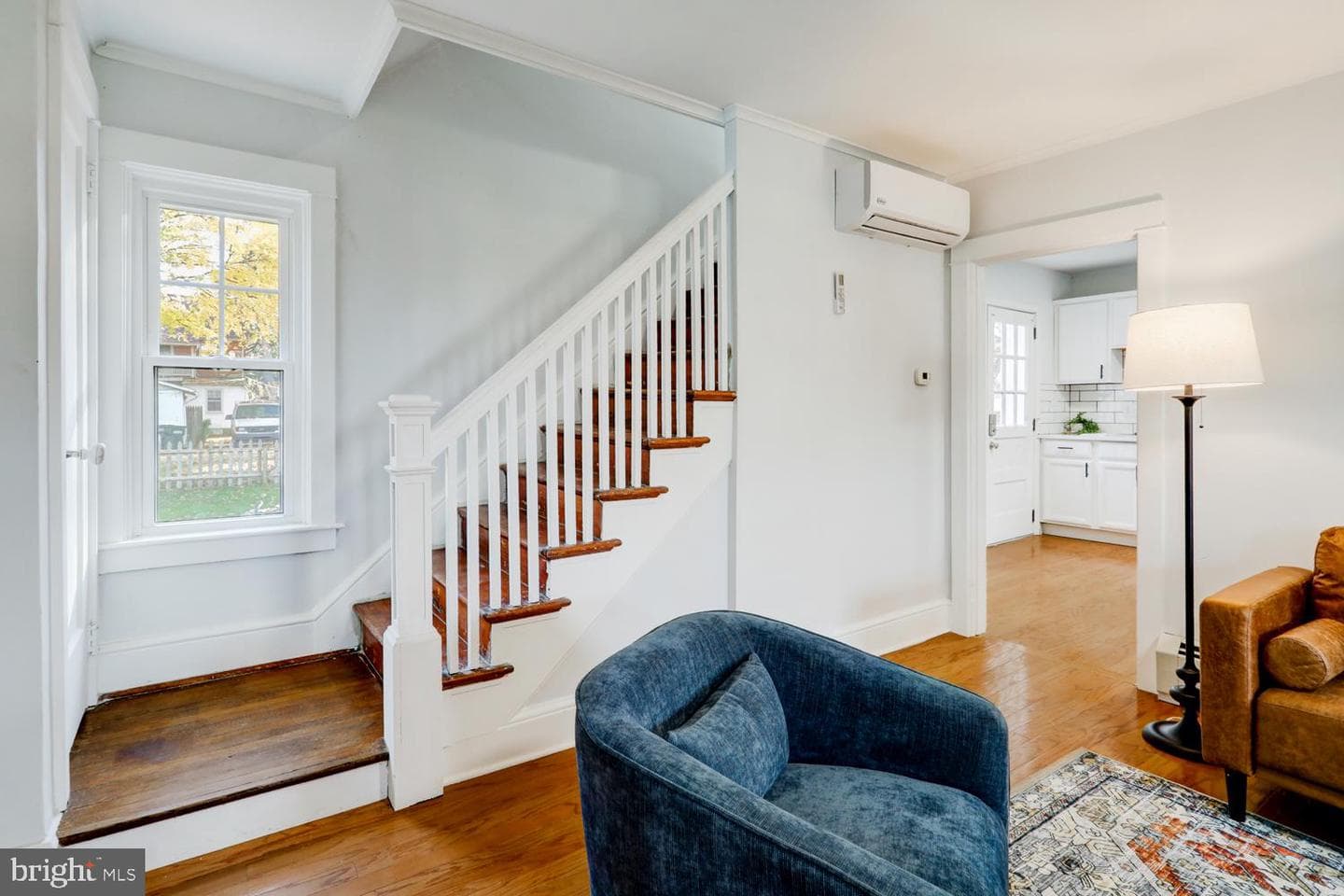 206 Princess Avenue photo 9