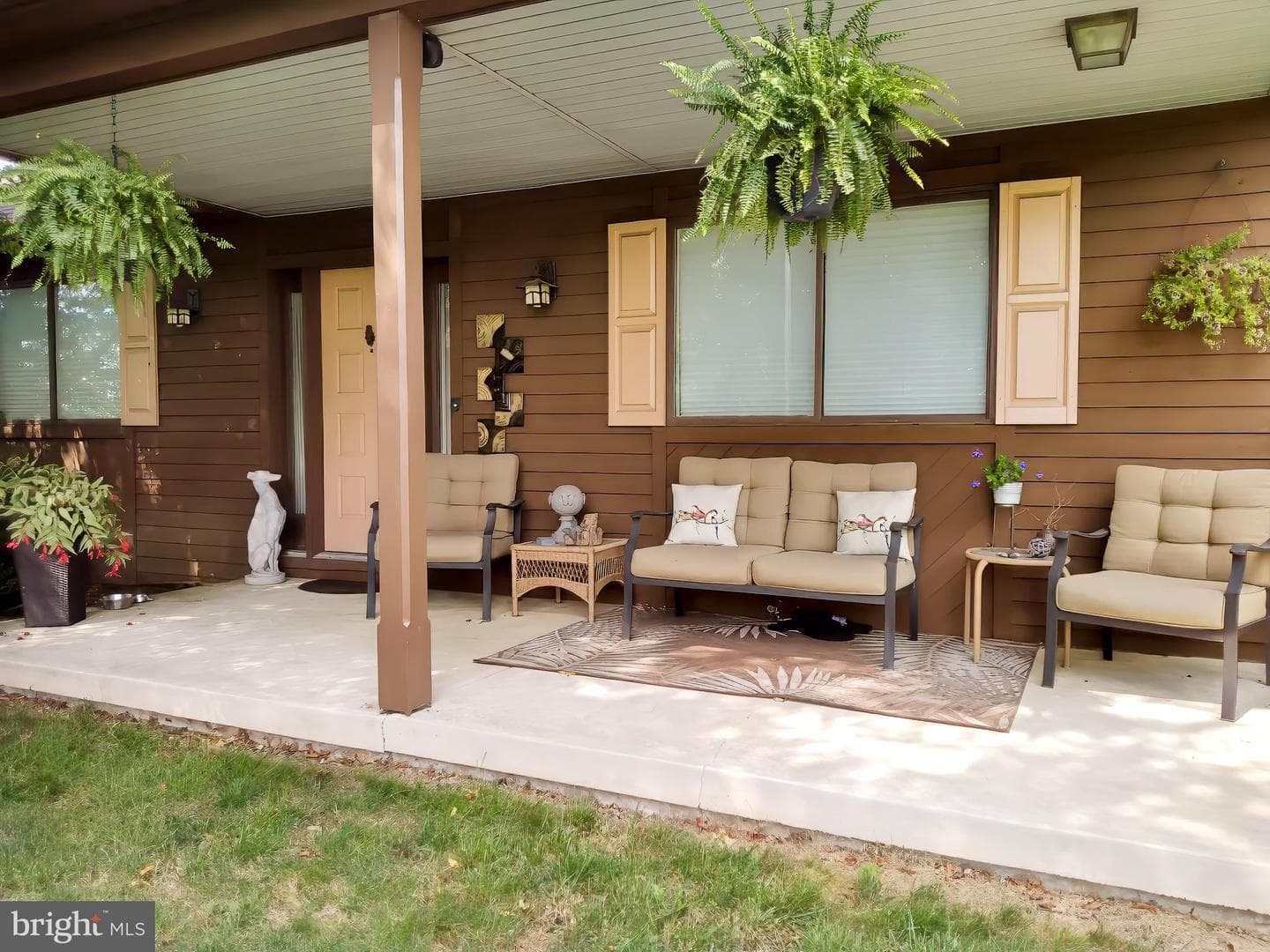 622 Shelley Court photo 4