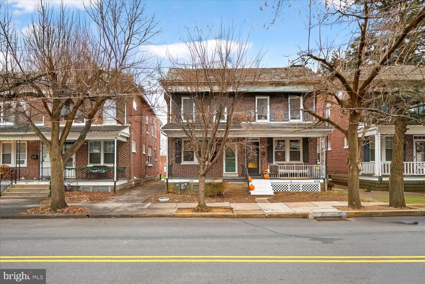 636 Hamilton Street photo 2