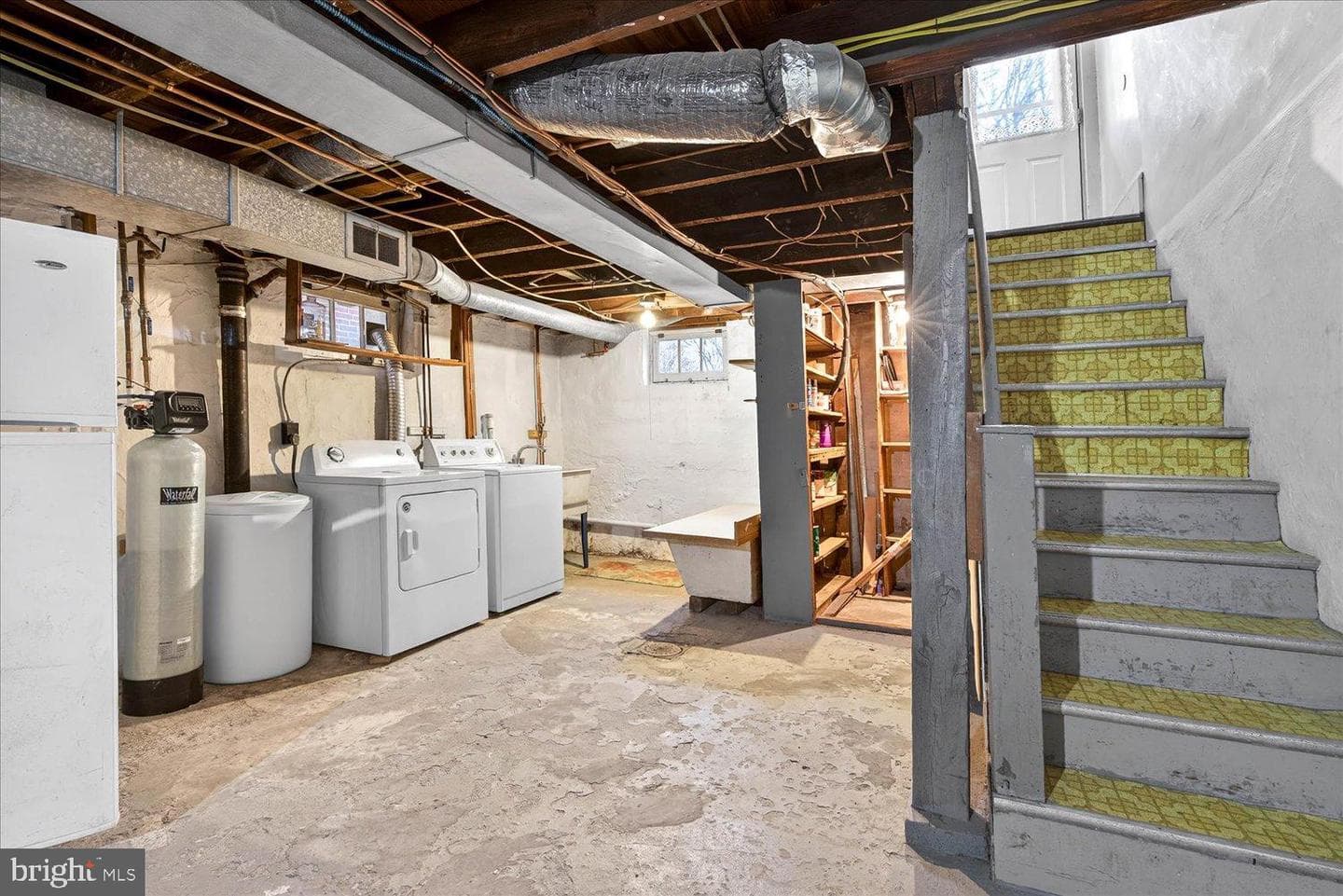 636 Hamilton Street photo 30