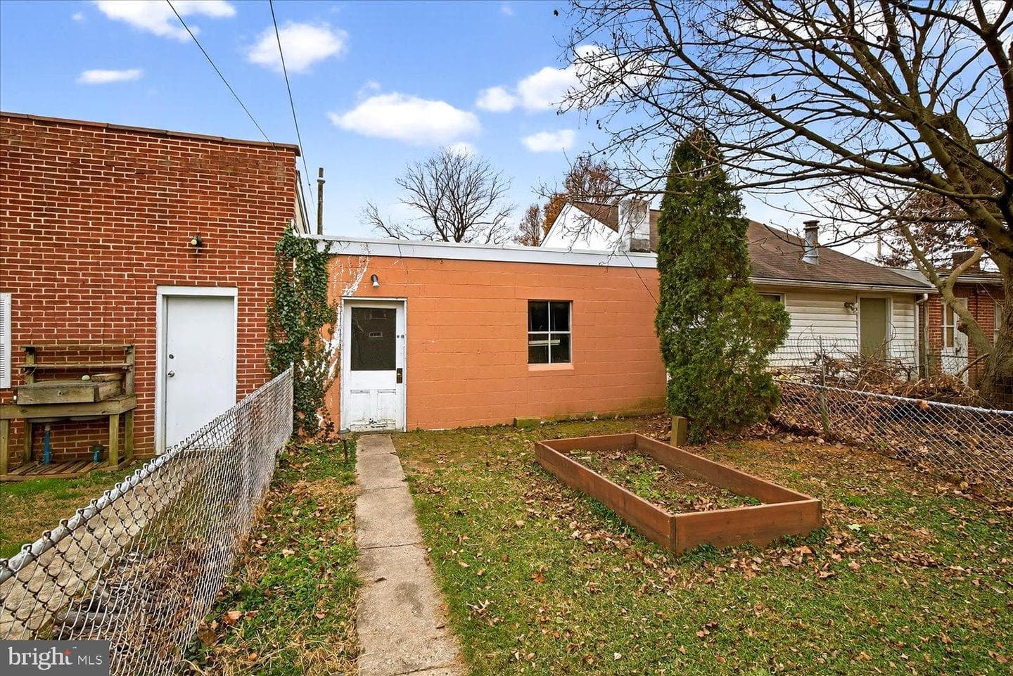 636 Hamilton Street photo 34