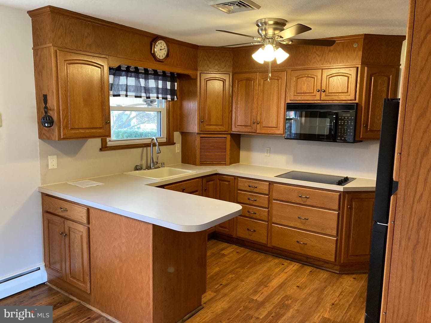147 Penn Avenue photo 4